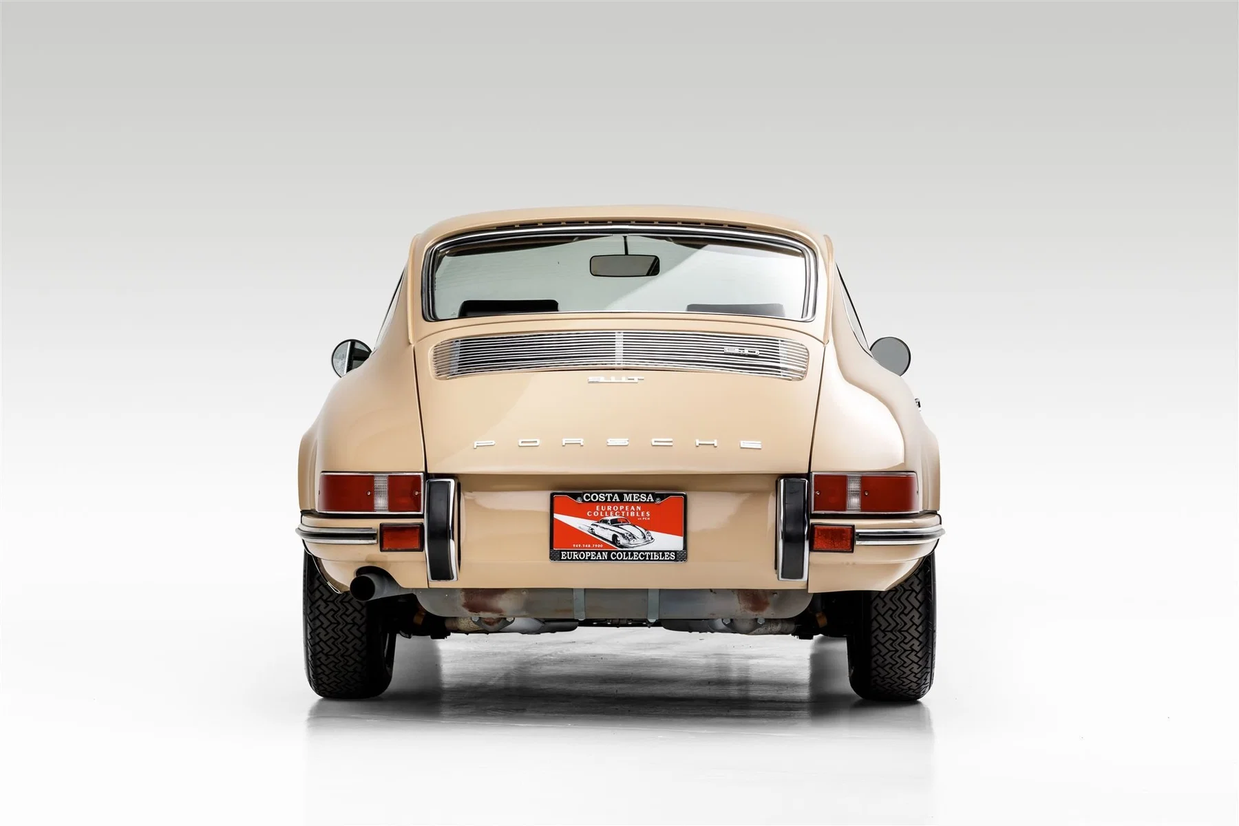 1969 Porsche 911 T In Sandbeige