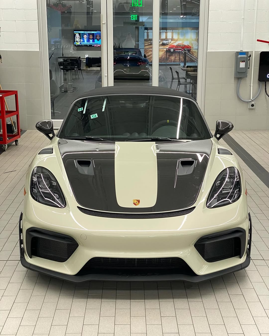 2024 Porsche 718 Spyder RS in Geyser Grey Metallic