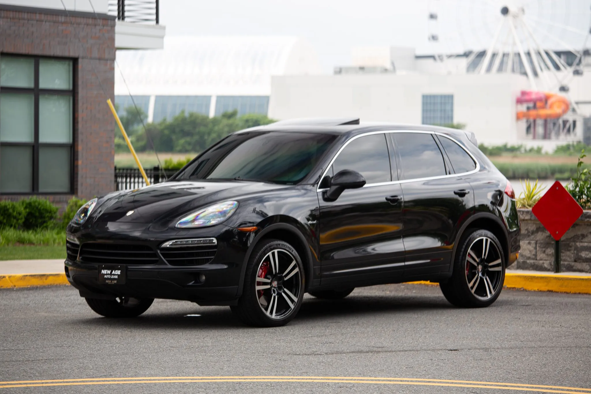 2014 Porsche Cayenne Diesel in Jet Black Metallic
