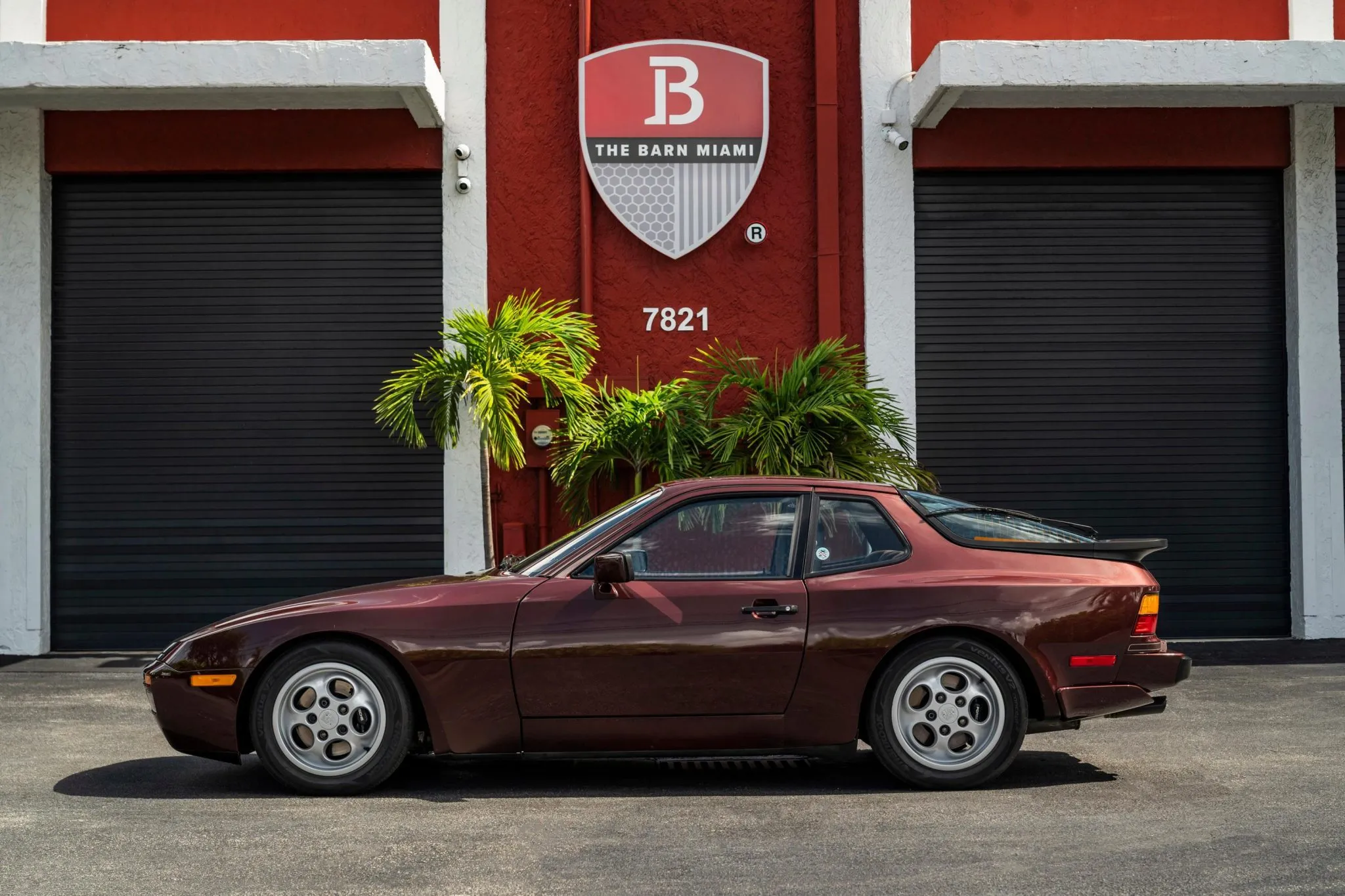 1987 Porsche 944 Turbo in Maraschino Red Metallic