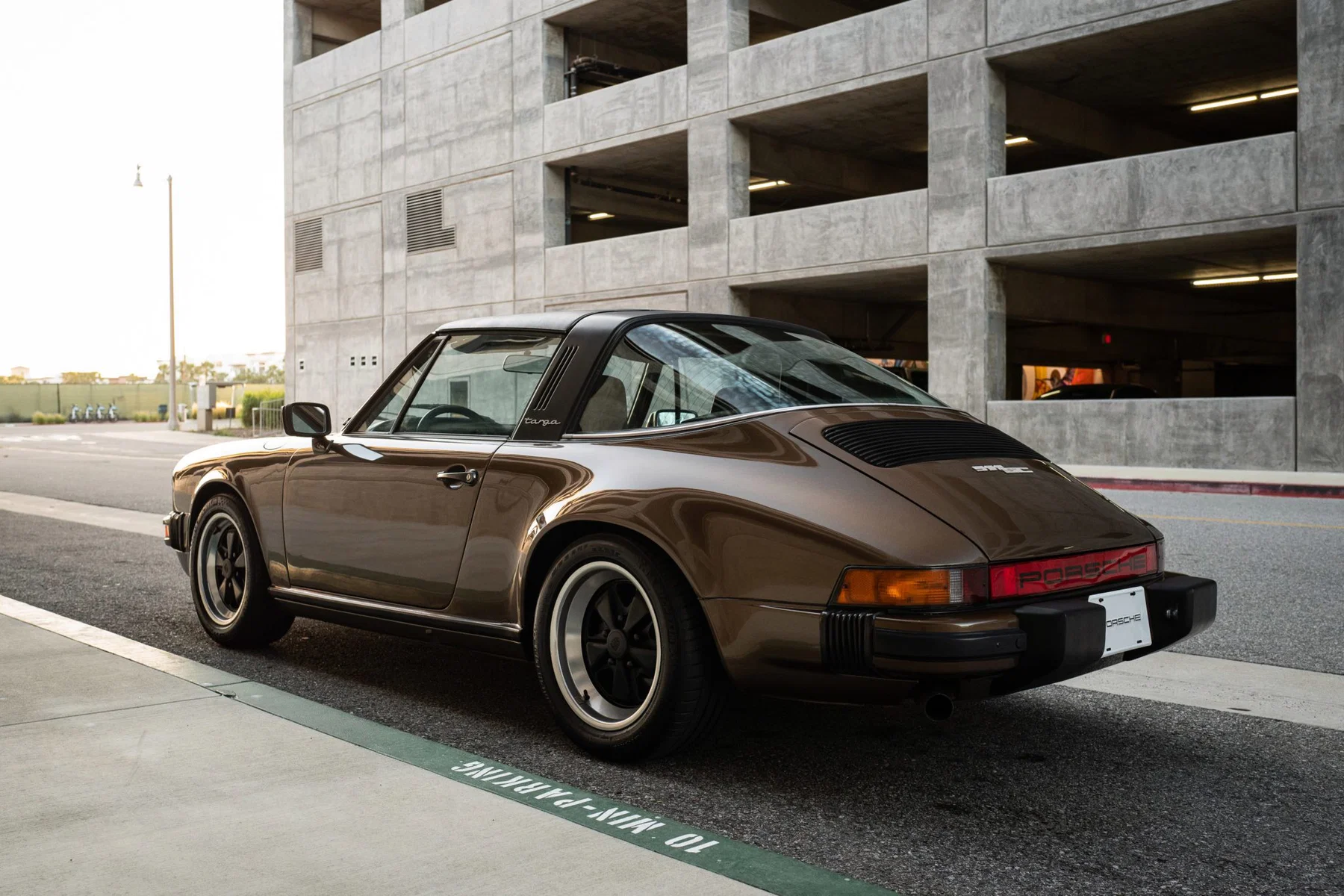 1979 Porsche 911 SC In Tobacco Metallic