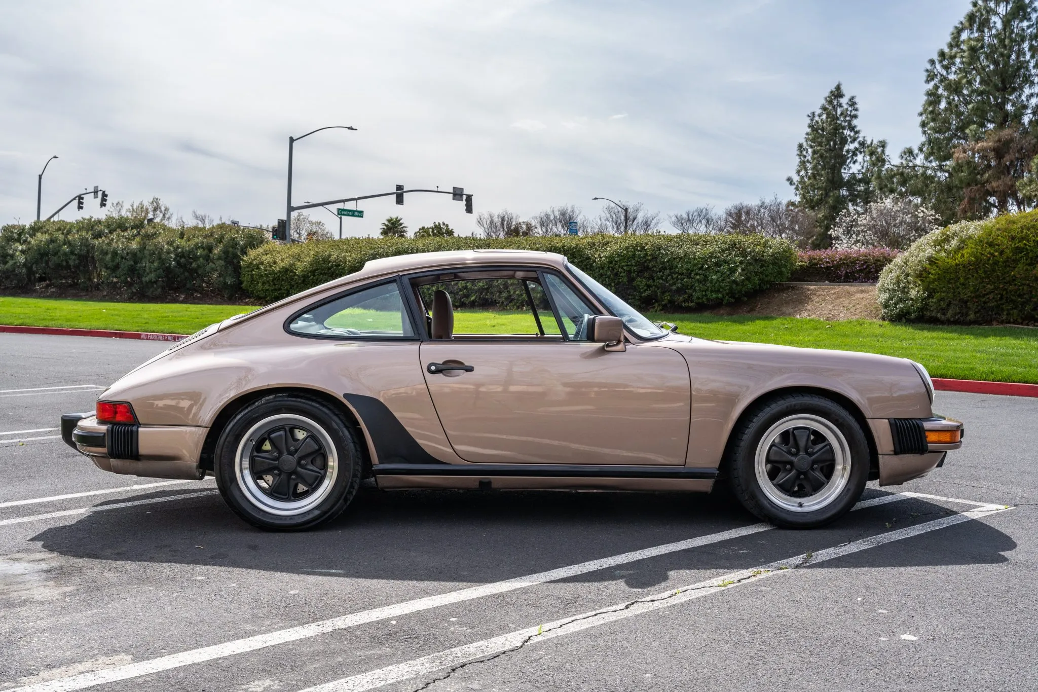 1987 Porsche 911 Carrera Coupe G50 in Nougat Brown Metallic
