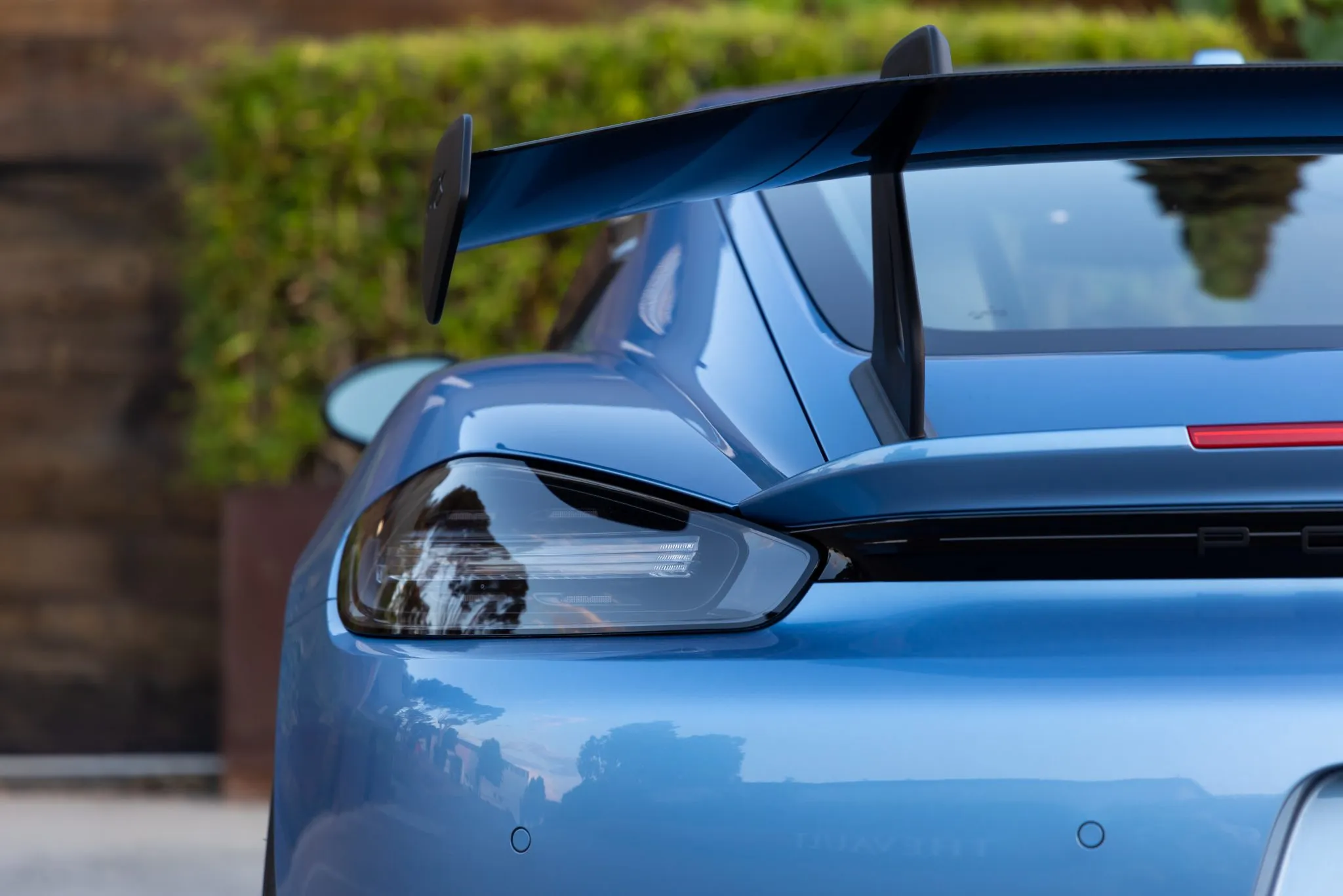 2023 Porsche 718 Cayman GT4 RS Weissach in Gemini Metallic