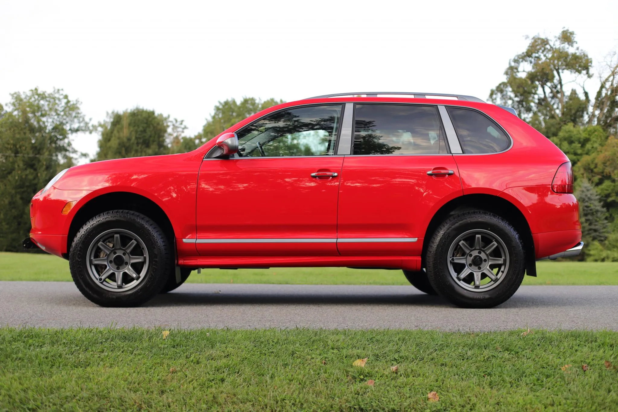 2006 Porsche Cayenne S Titanium Edition in Pure Red