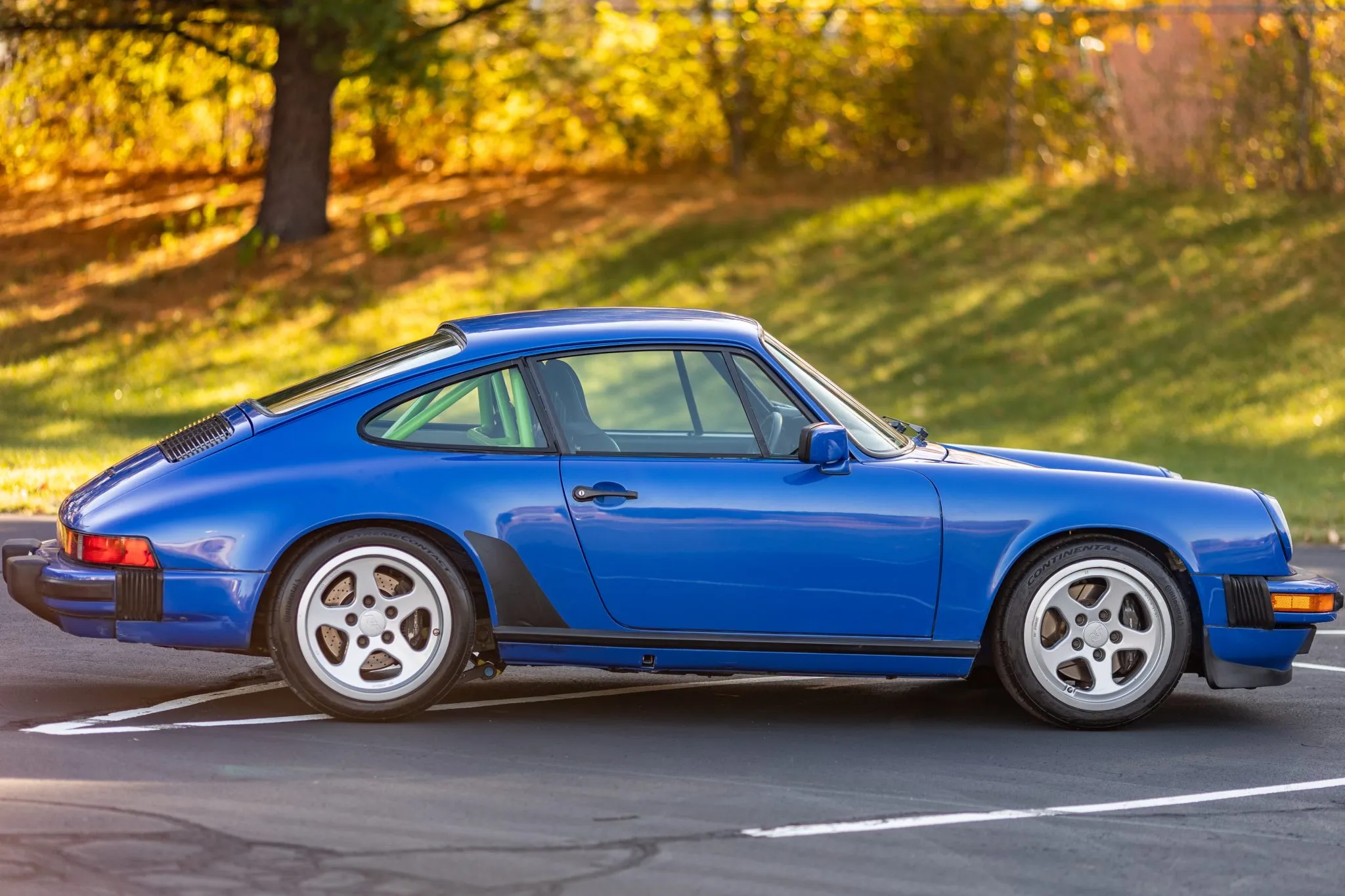 1980 Porsche 911SC in Nogaro Blue Metallic