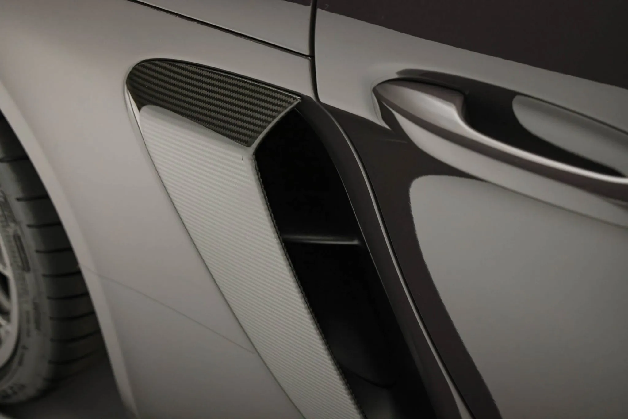 2023 Porsche 718 Cayman GT4 RS Weissach in Grey Black