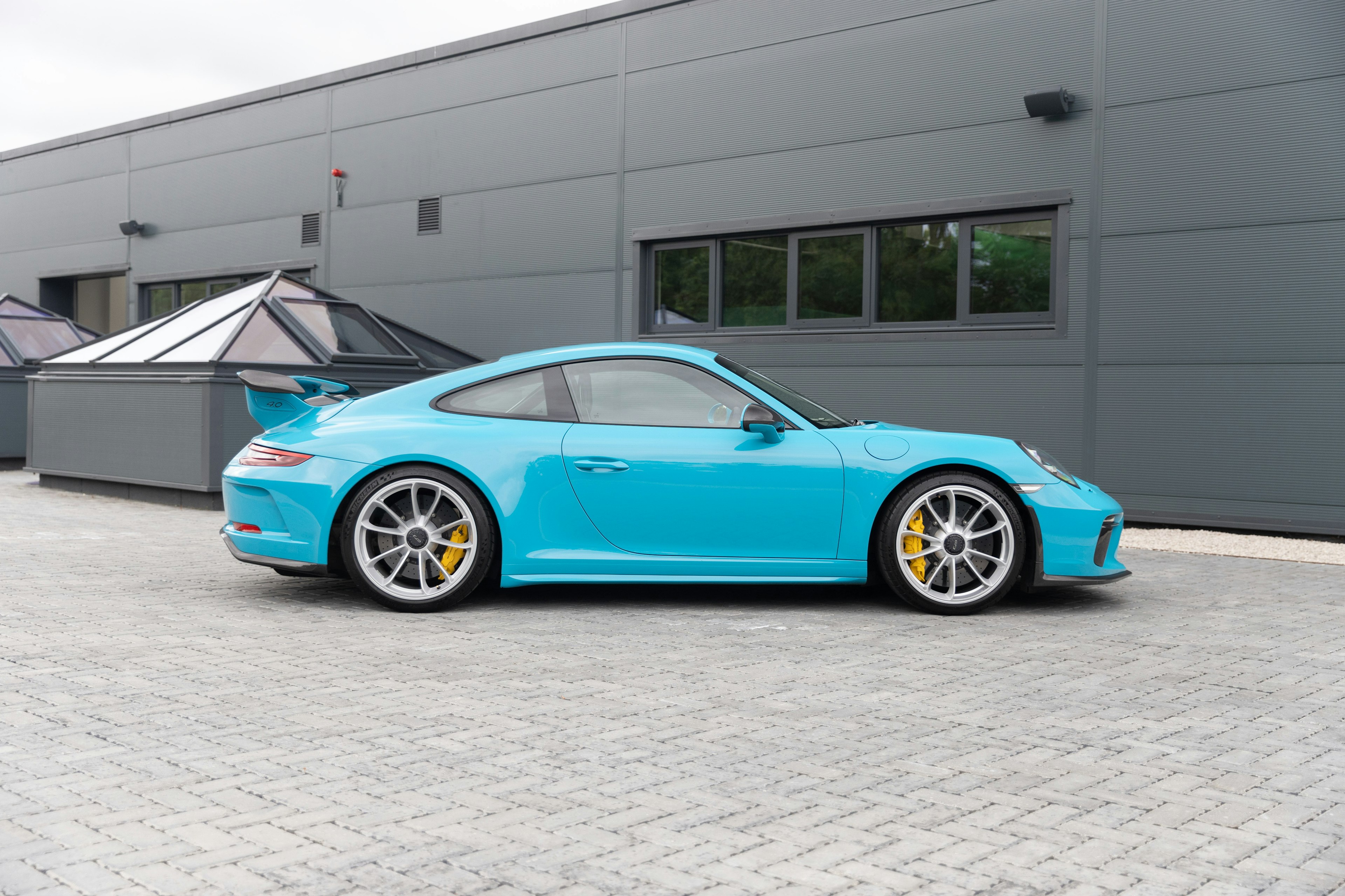 2017 Porsche 911 GT3 Clubsport in Miami Blue