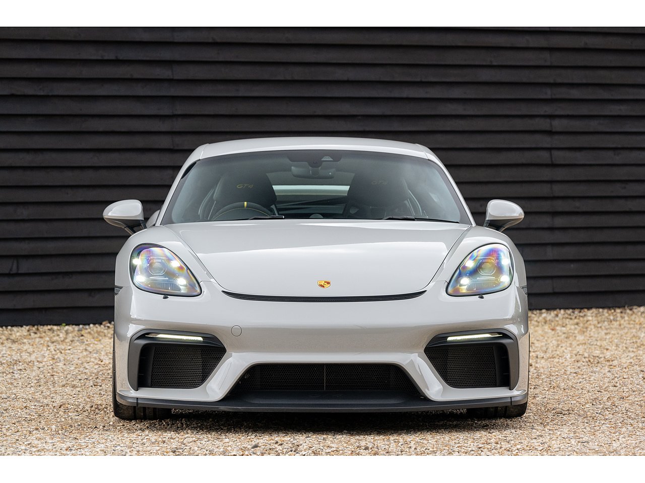 2020 Porsche 718 Cayman GT4 in Crayon