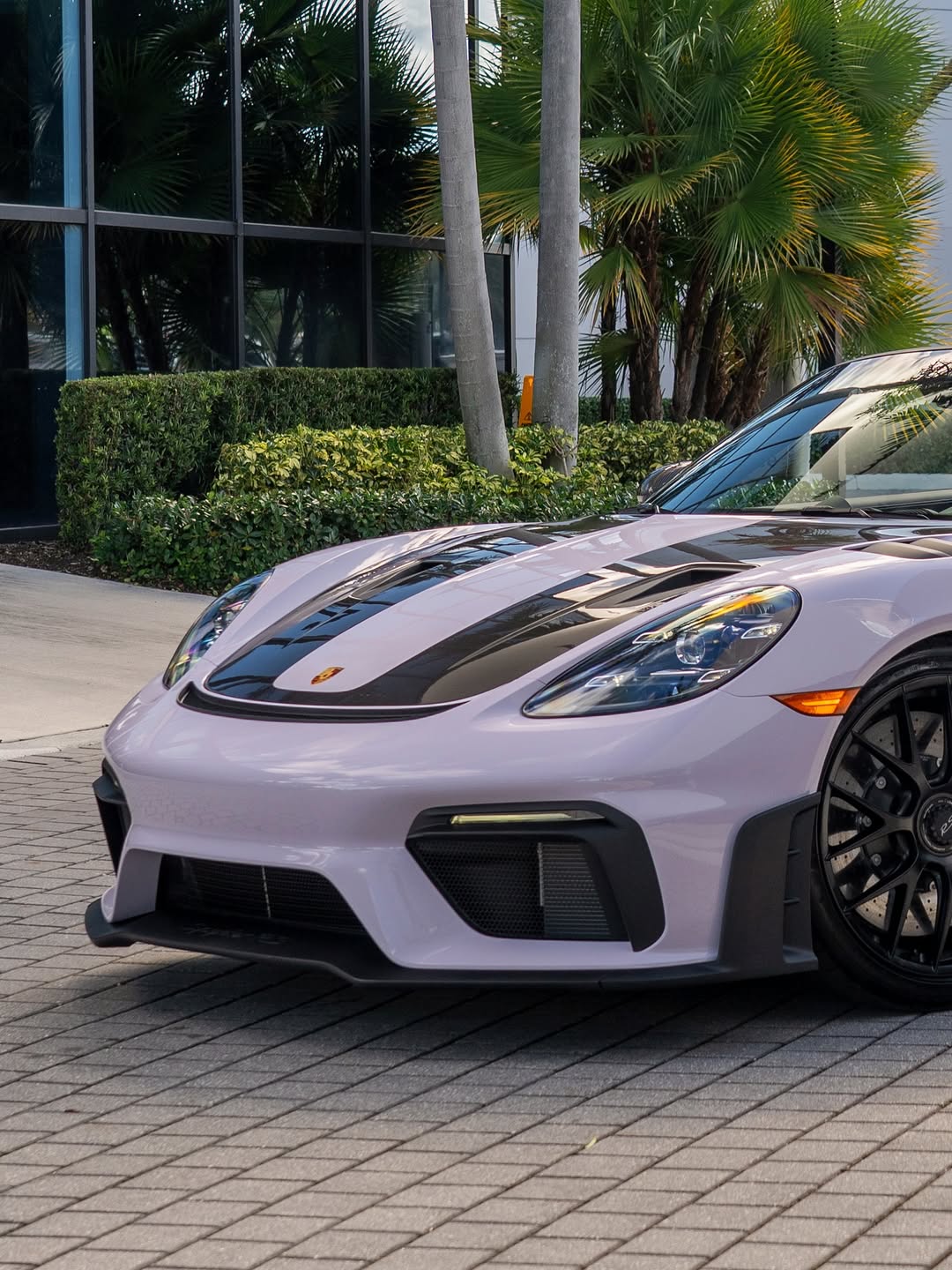 2025 Porsche 718 Spyder RS in Moon Gem