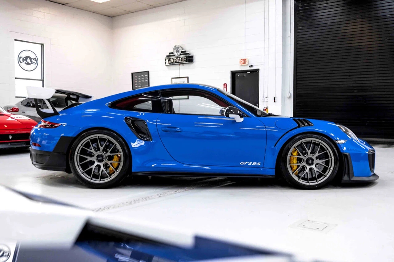 2019 Porsche 911 GT2 RS in Voodoo Blue