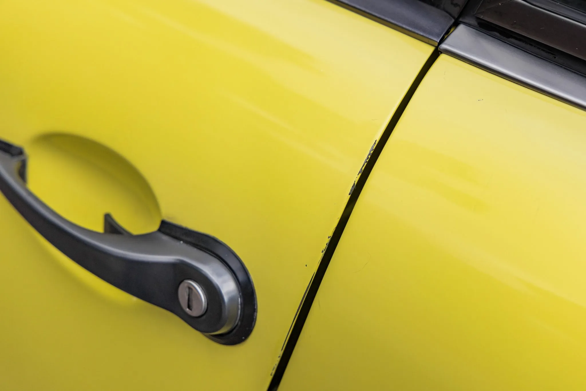 1977 Porsche 911S Coupe in Light Yellow