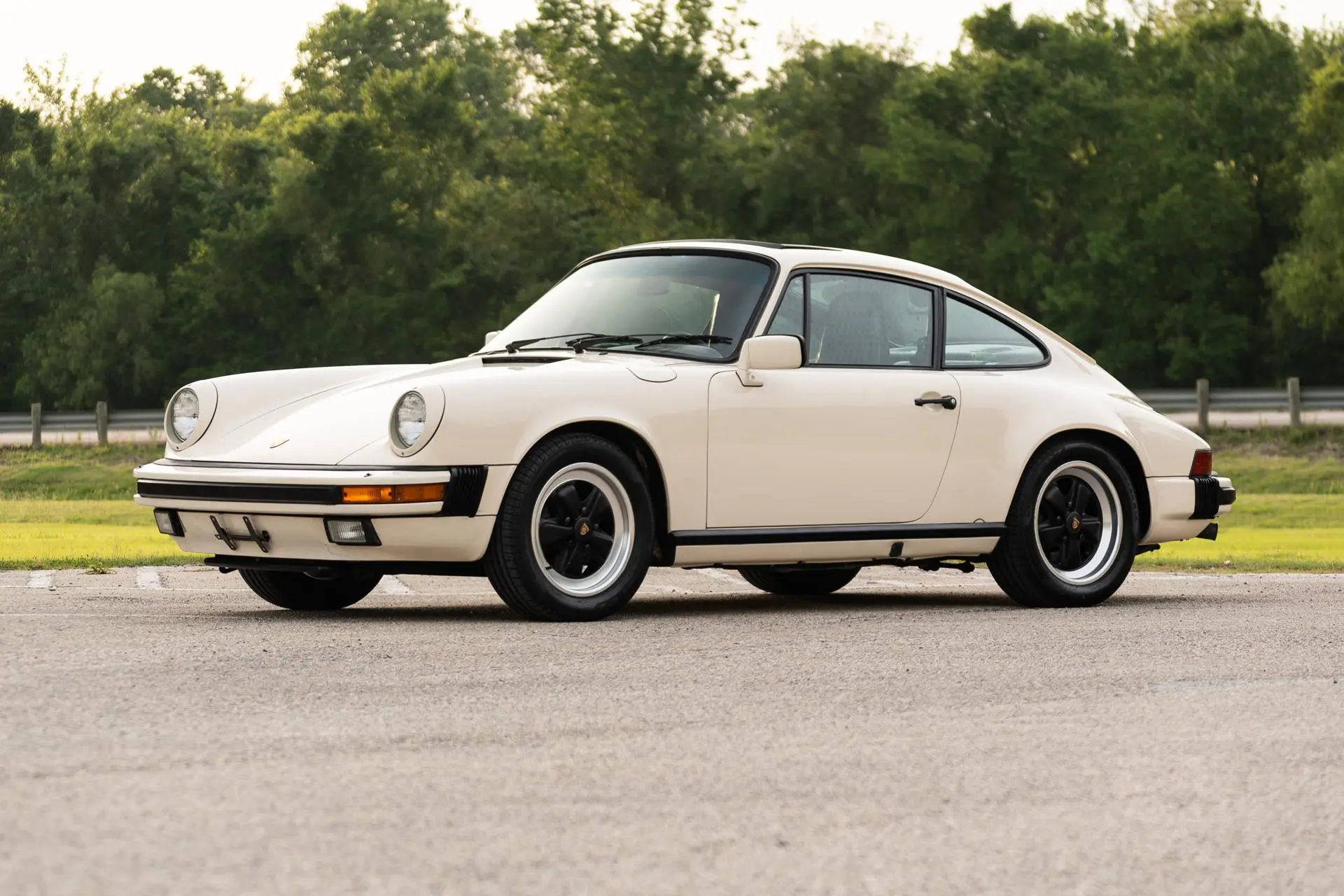 1985 Porsche 911 Carrera in Pastel Beige
