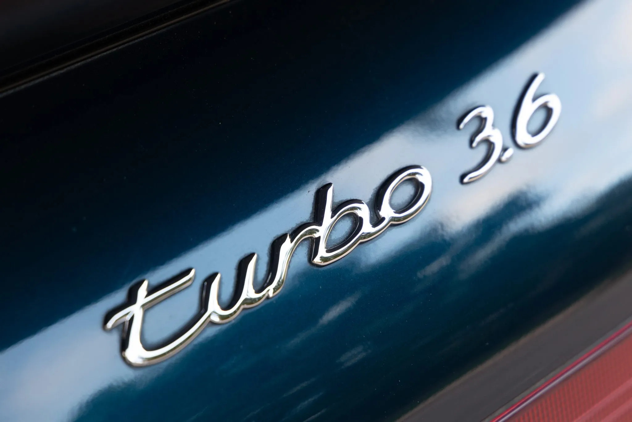 1993 Porsche 911 Turbo 3.6 in Amazonas Green Metallic