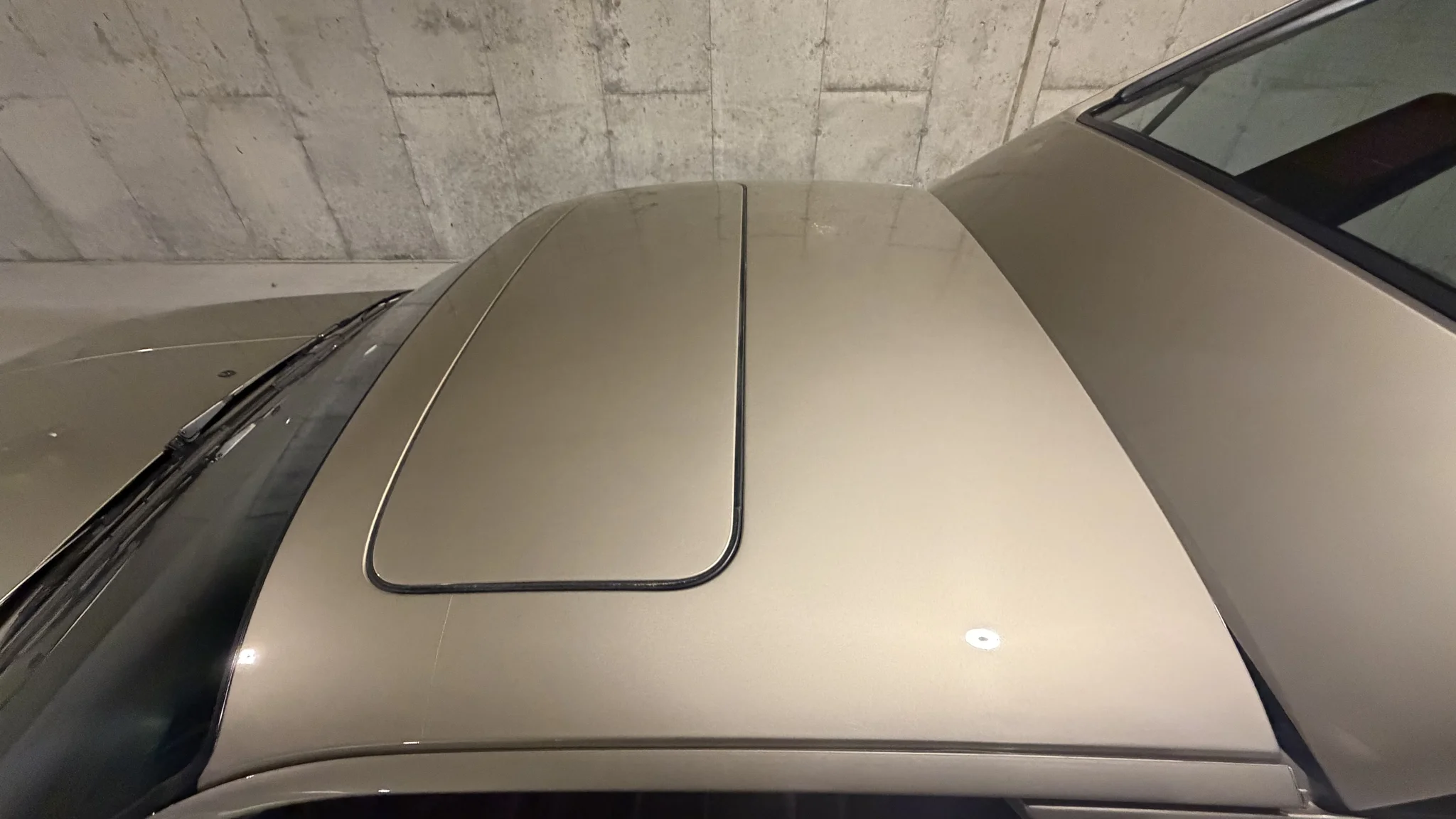 1986.5 Porsche 928 S in White Gold Metallic