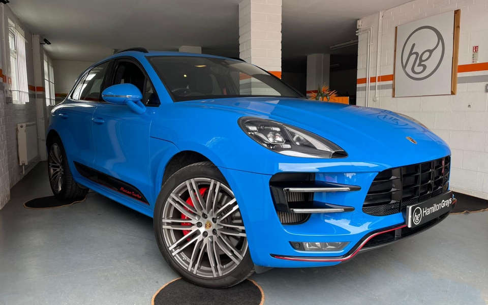 2018 Porsche Macan Turbo in Voodoo Blue