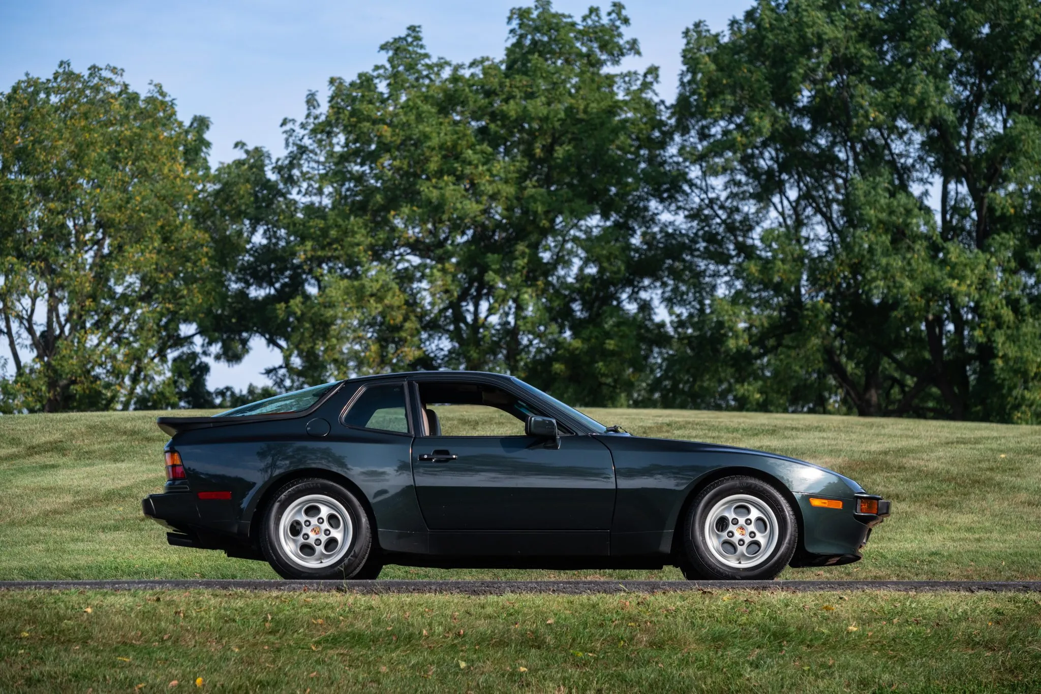 1987 Porsche 944 in Nile Green Metallic
