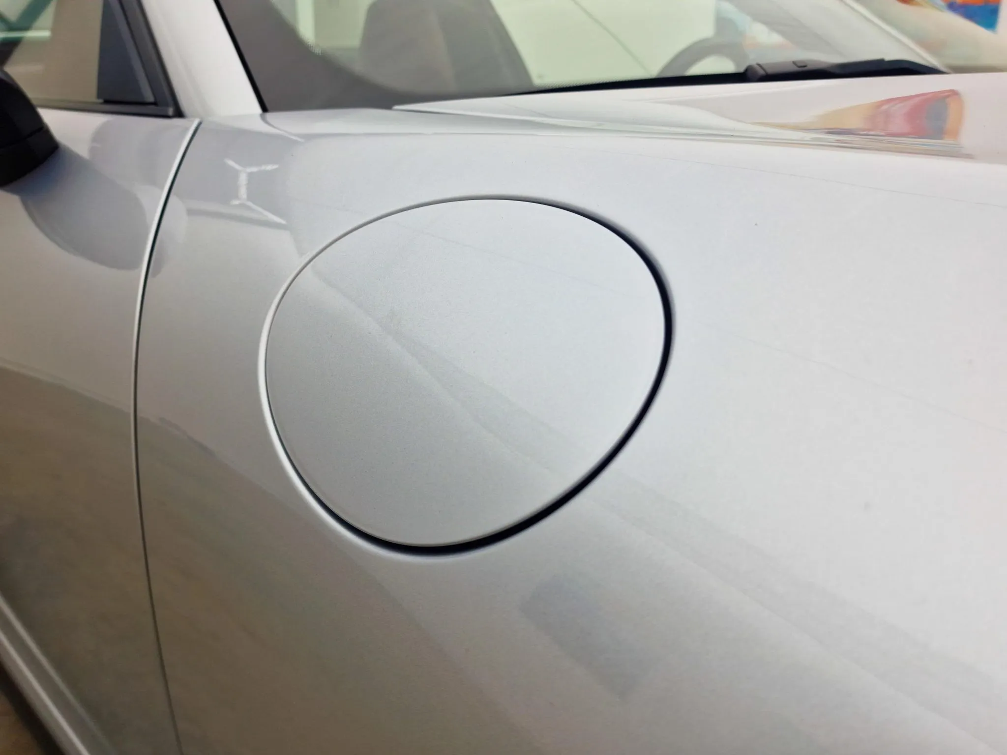 2018 Porsche 911 Targa 4 GTS in Rhodium Silver Metallic