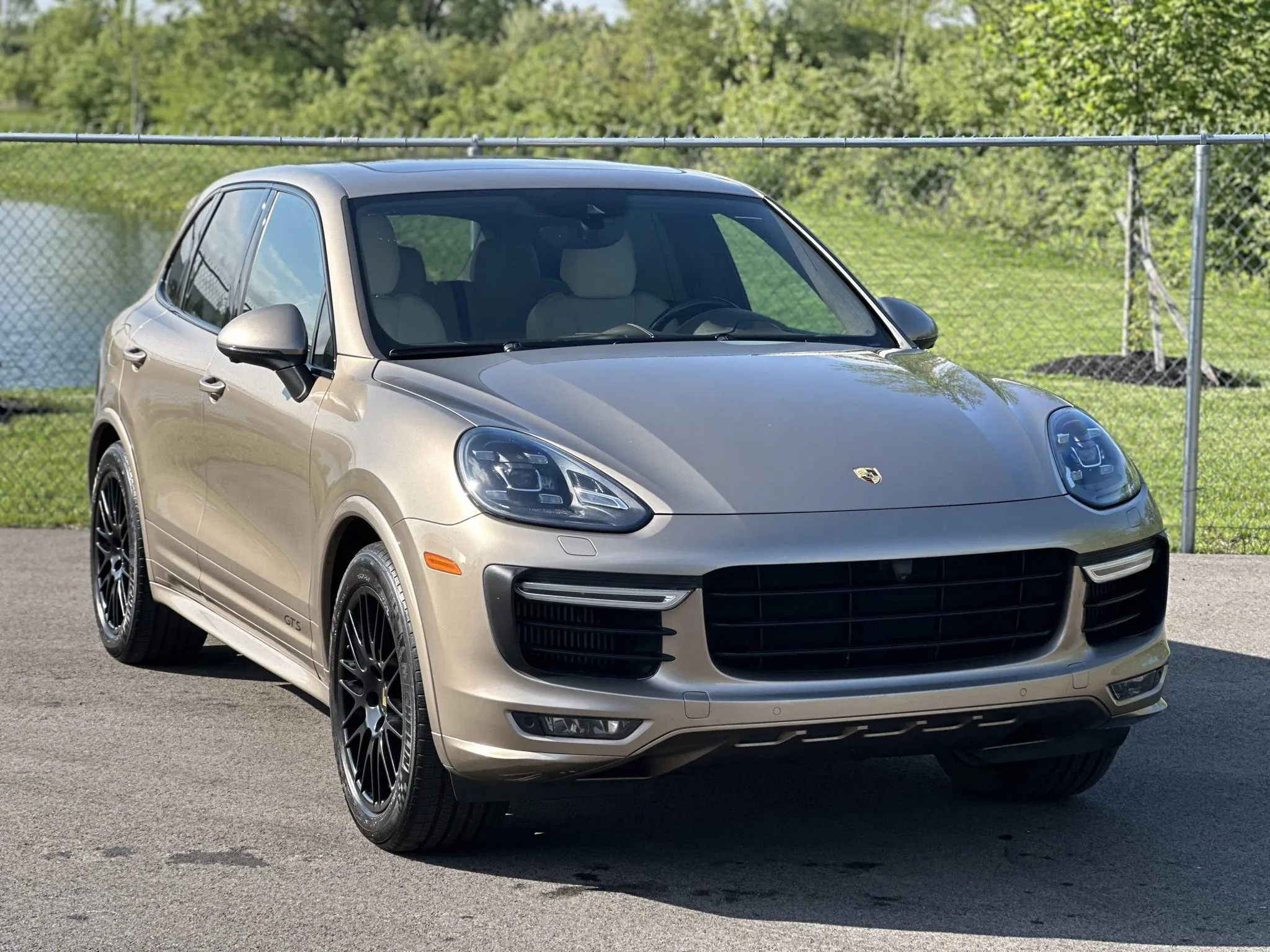 2016 Porsche Cayenne GTS in Palladium Metallic