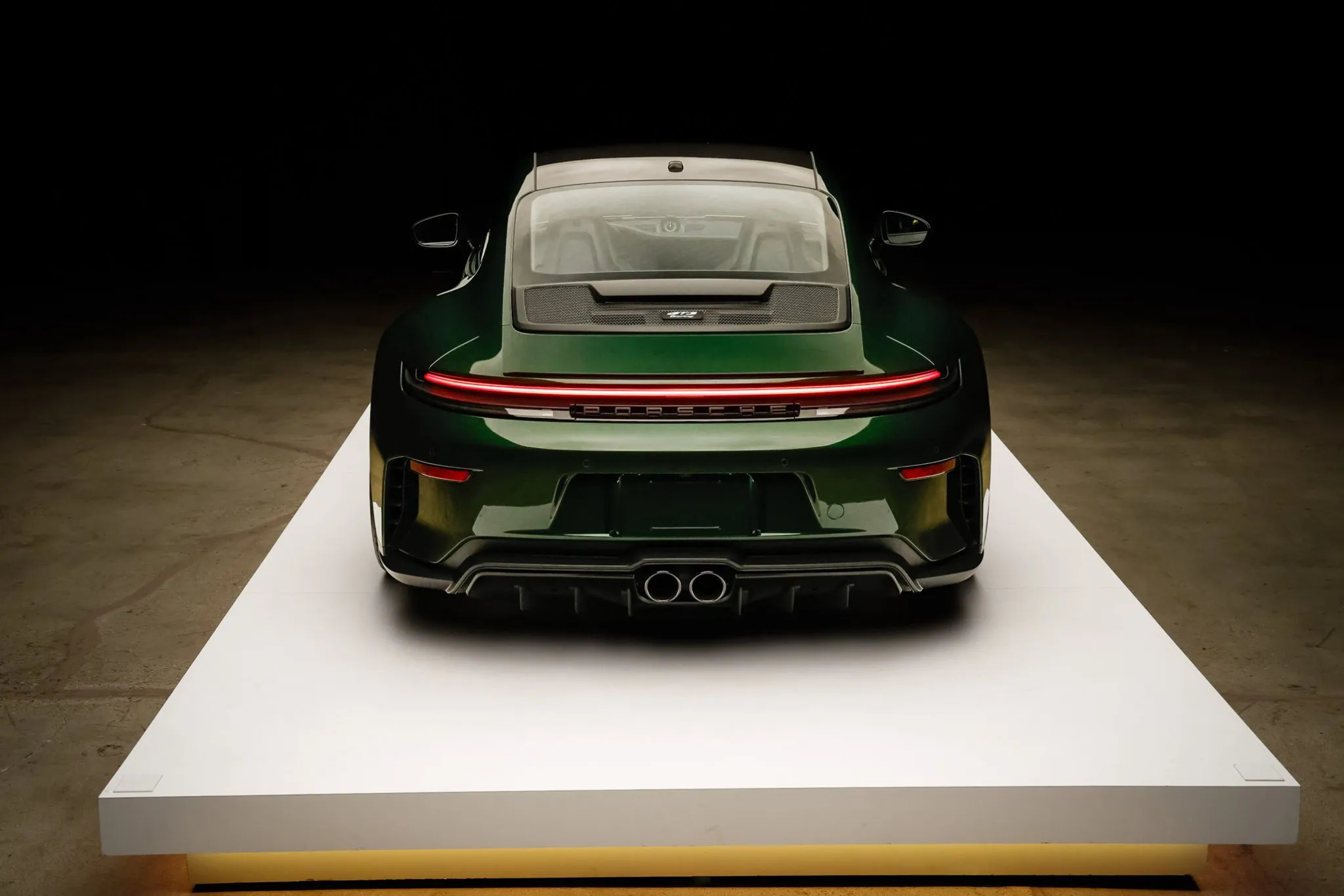 2026 Porsche 911 GT3 Touring in Oak Green Metallic Neo