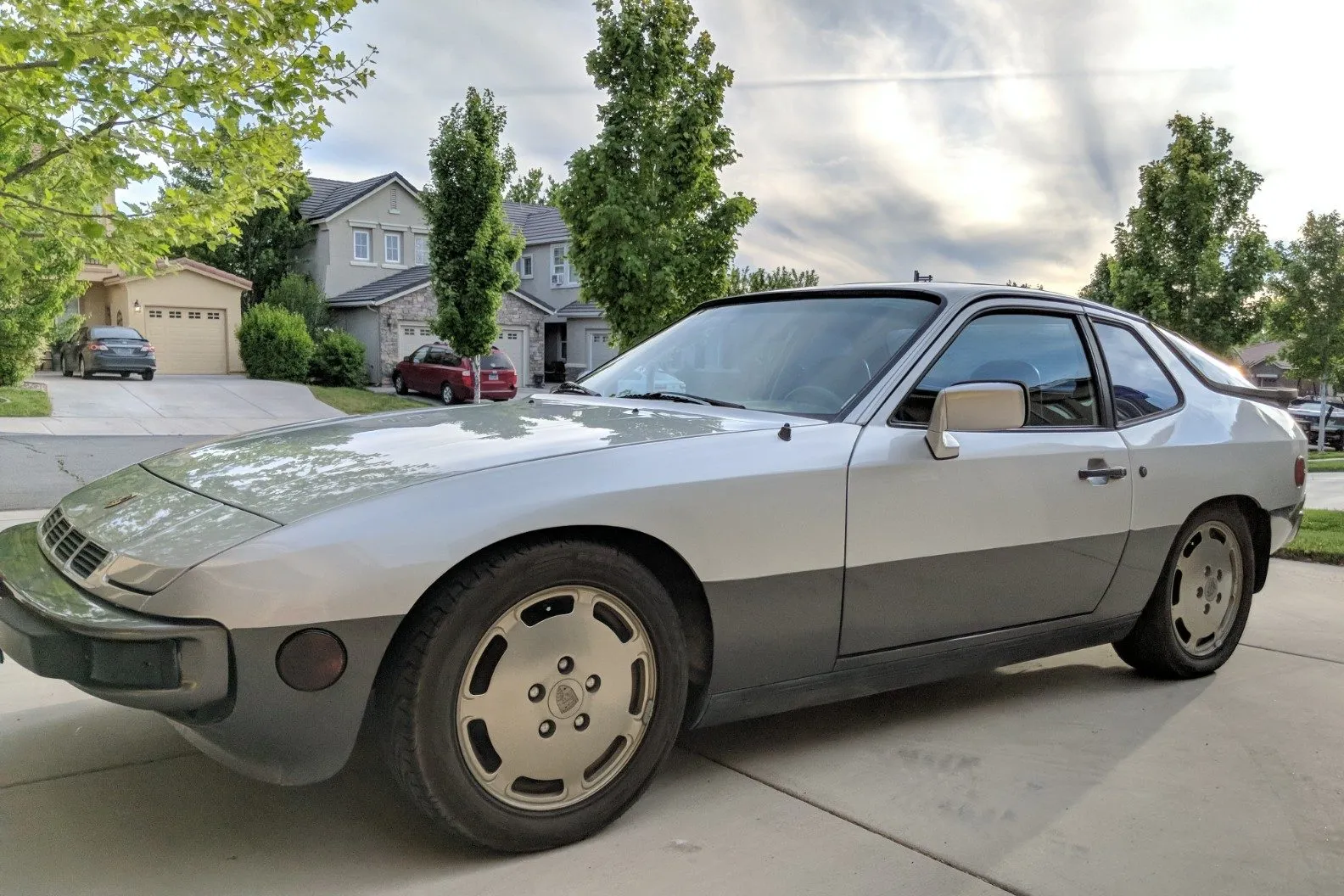 1980 Porsche 924 Turbo in Dolomite Grey Metallic