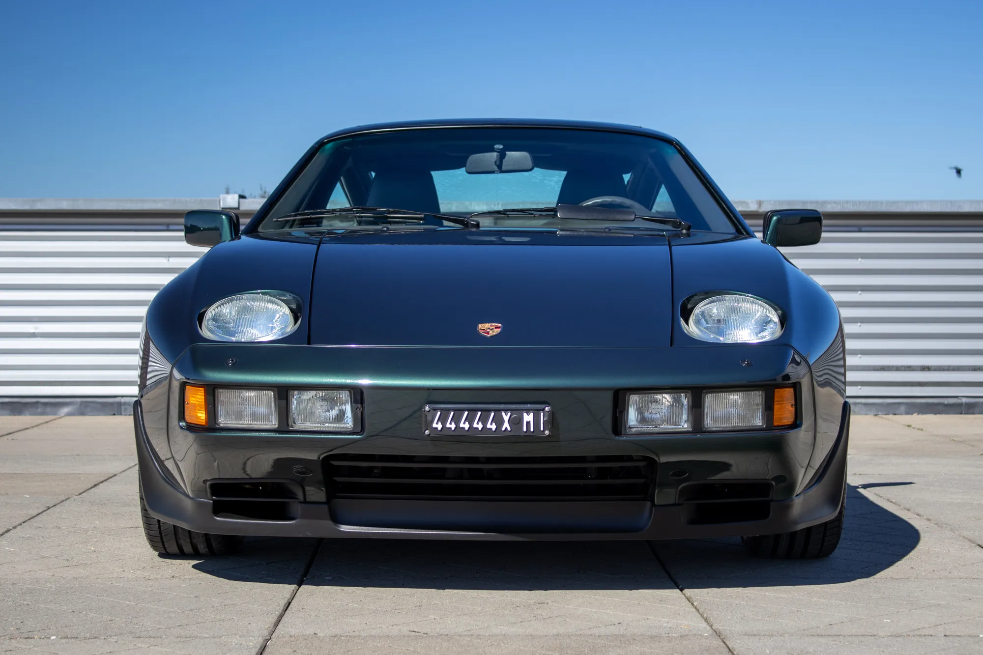 1985 Porsche 928S in Moss Green Metallic
