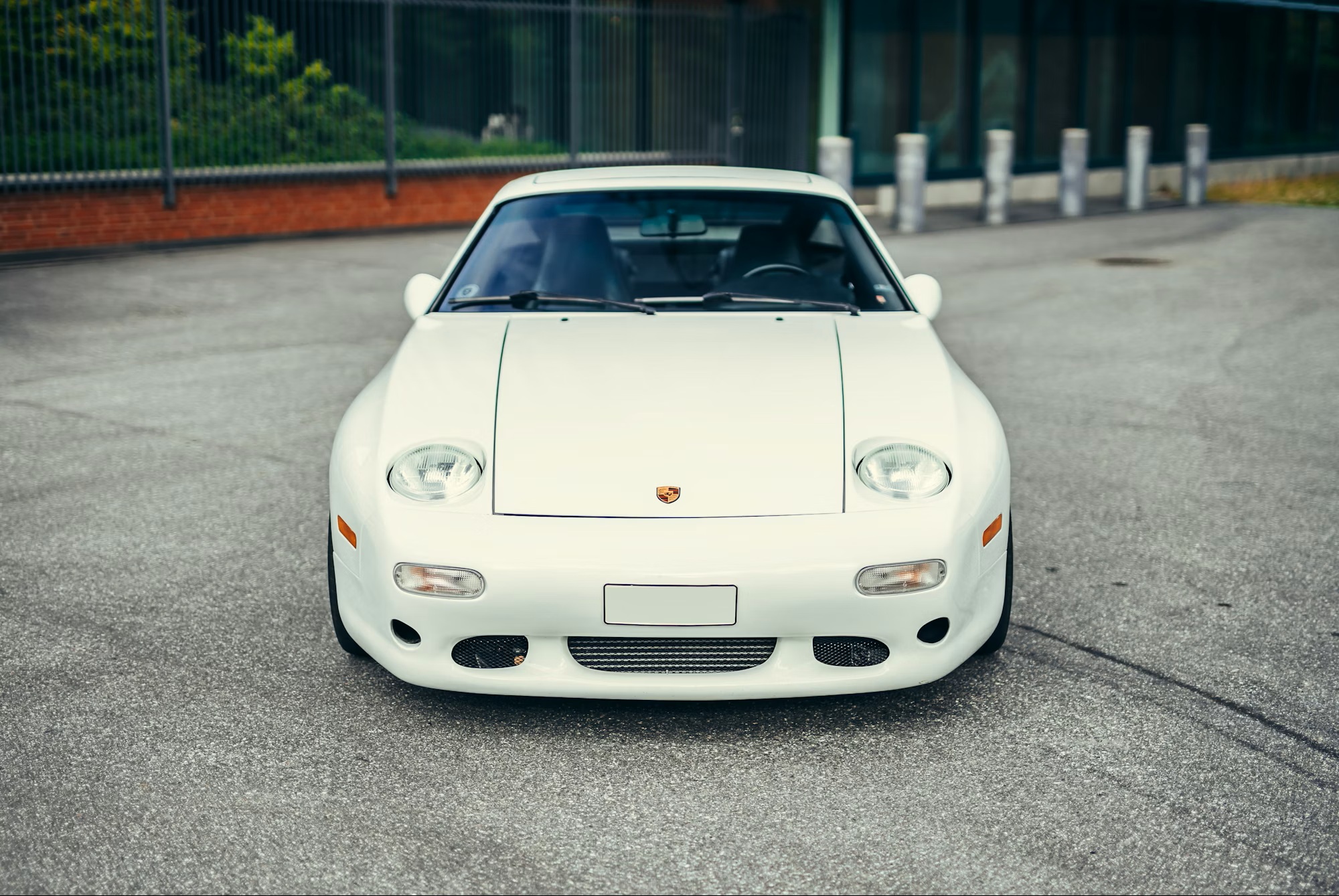 1988 Porsche 928 S4 in White