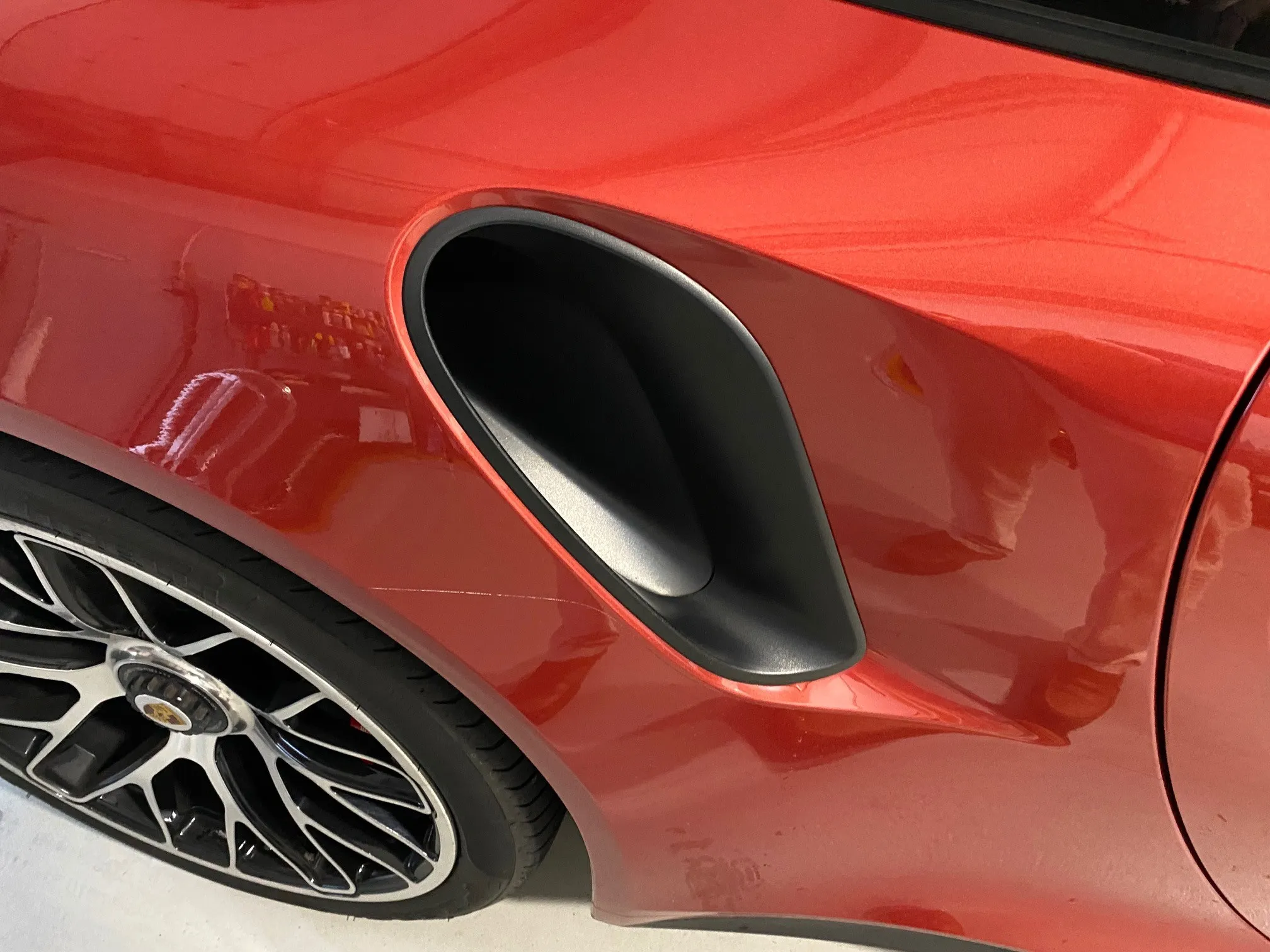 2014 Porsche 911 Turbo Coupe in Amaranth Red Metallic