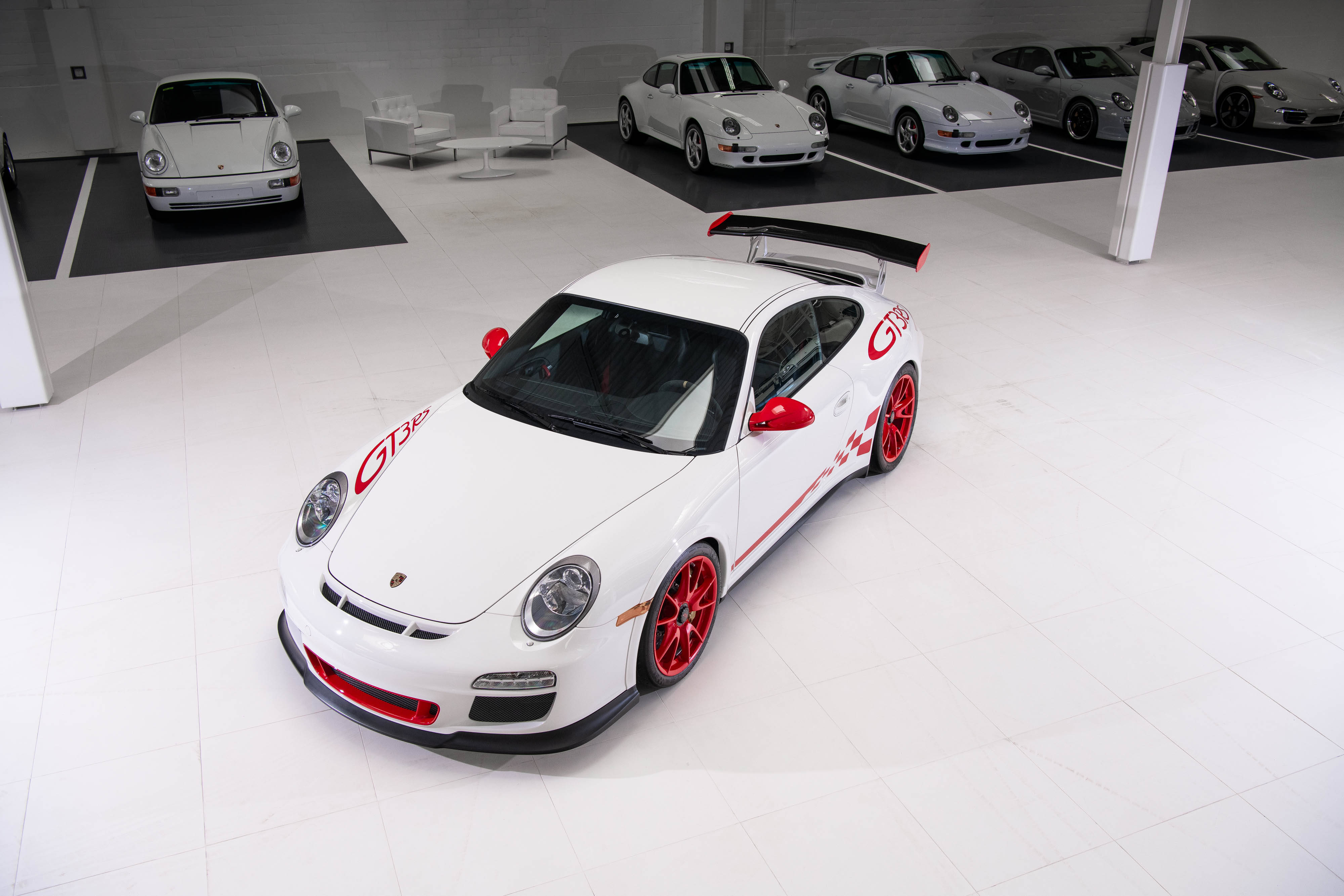 2011 Porsche 911 GT3 RS in Carrara White