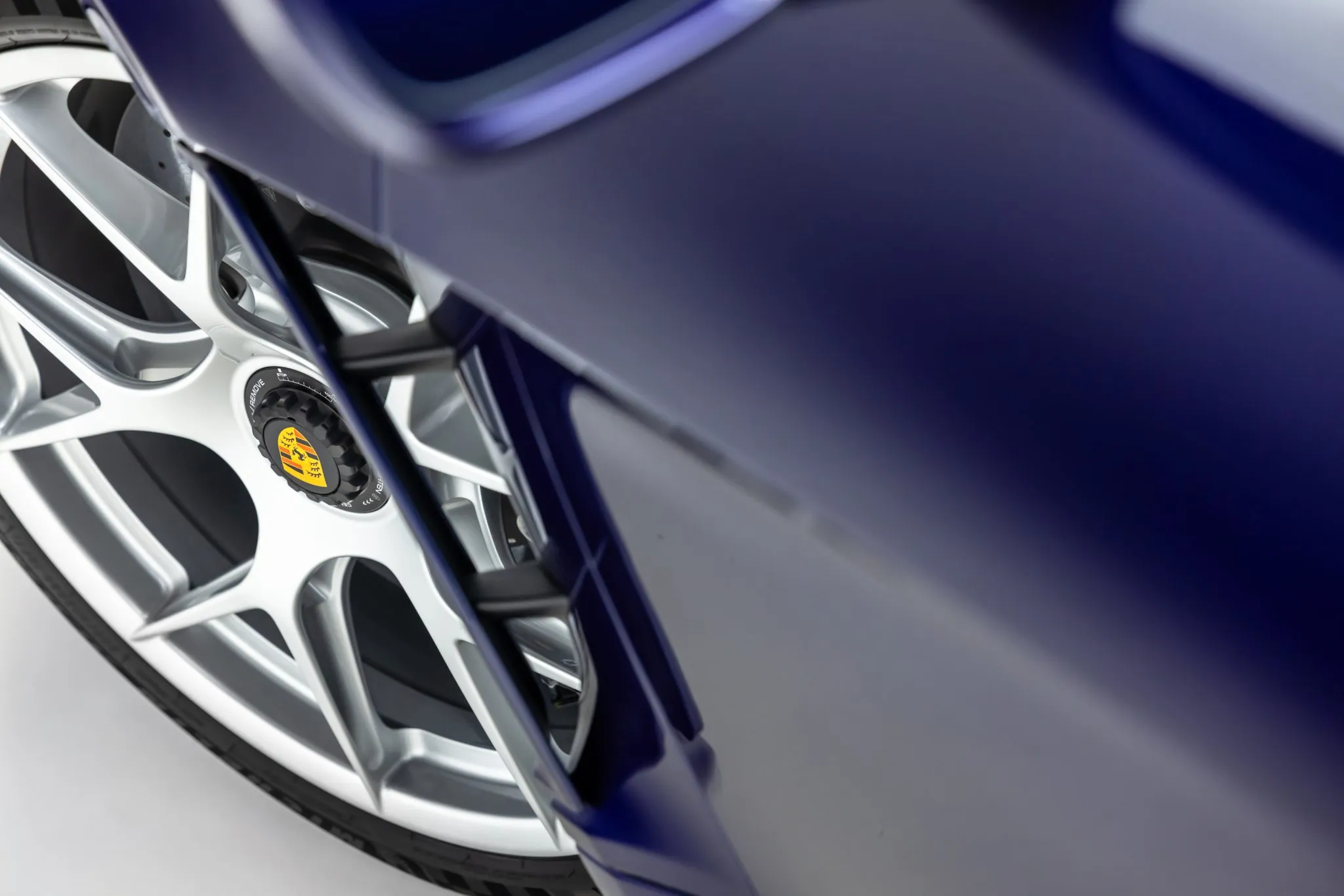 2024 Porsche 911 S/T Heritage Design in Gentian Blue Metallic
