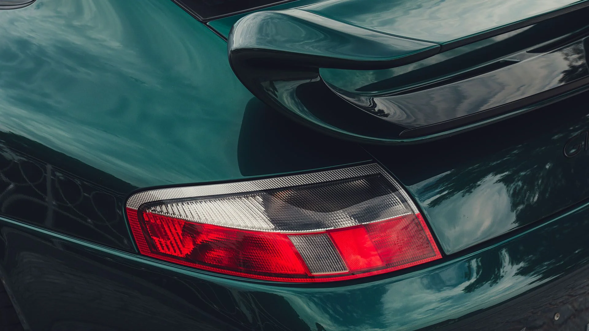 2001 Porsche 911 GT3 in Rainforest (Jungle) Green Metallic