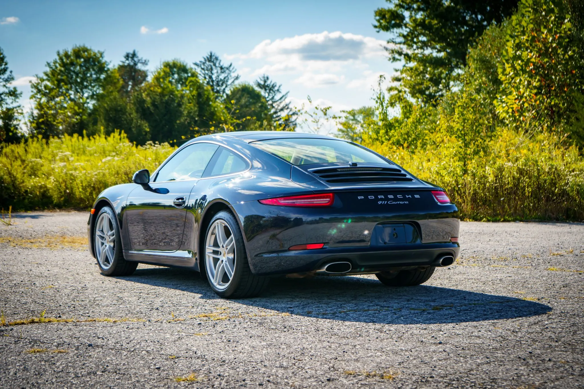 2013 Porsche 911 Carrera Coupe in Dark Blue Metallic