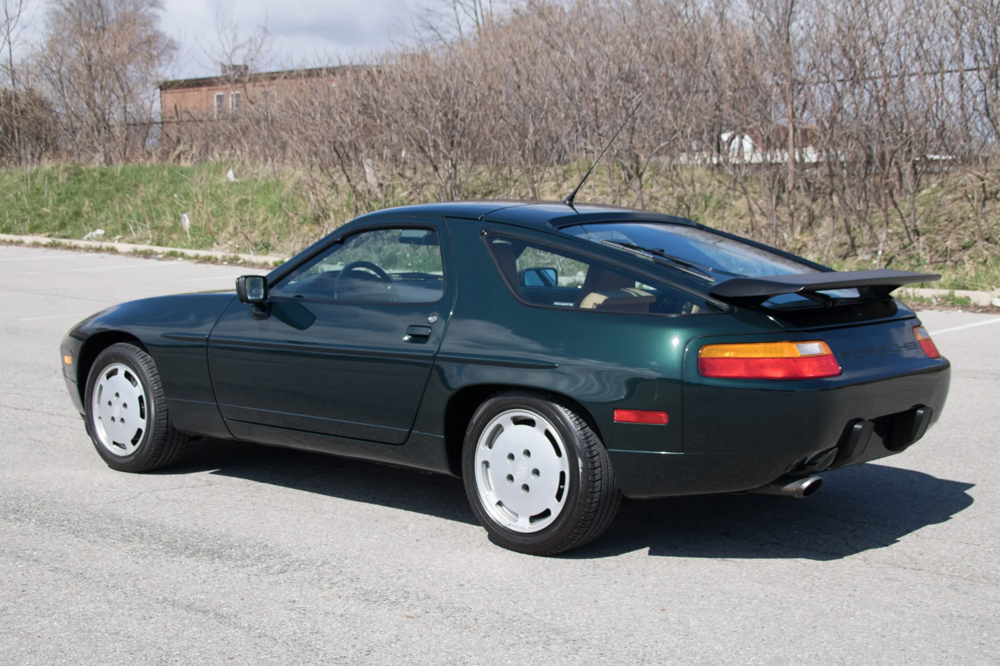 1989 Porsche 928 S4 in Pine Green Metallic