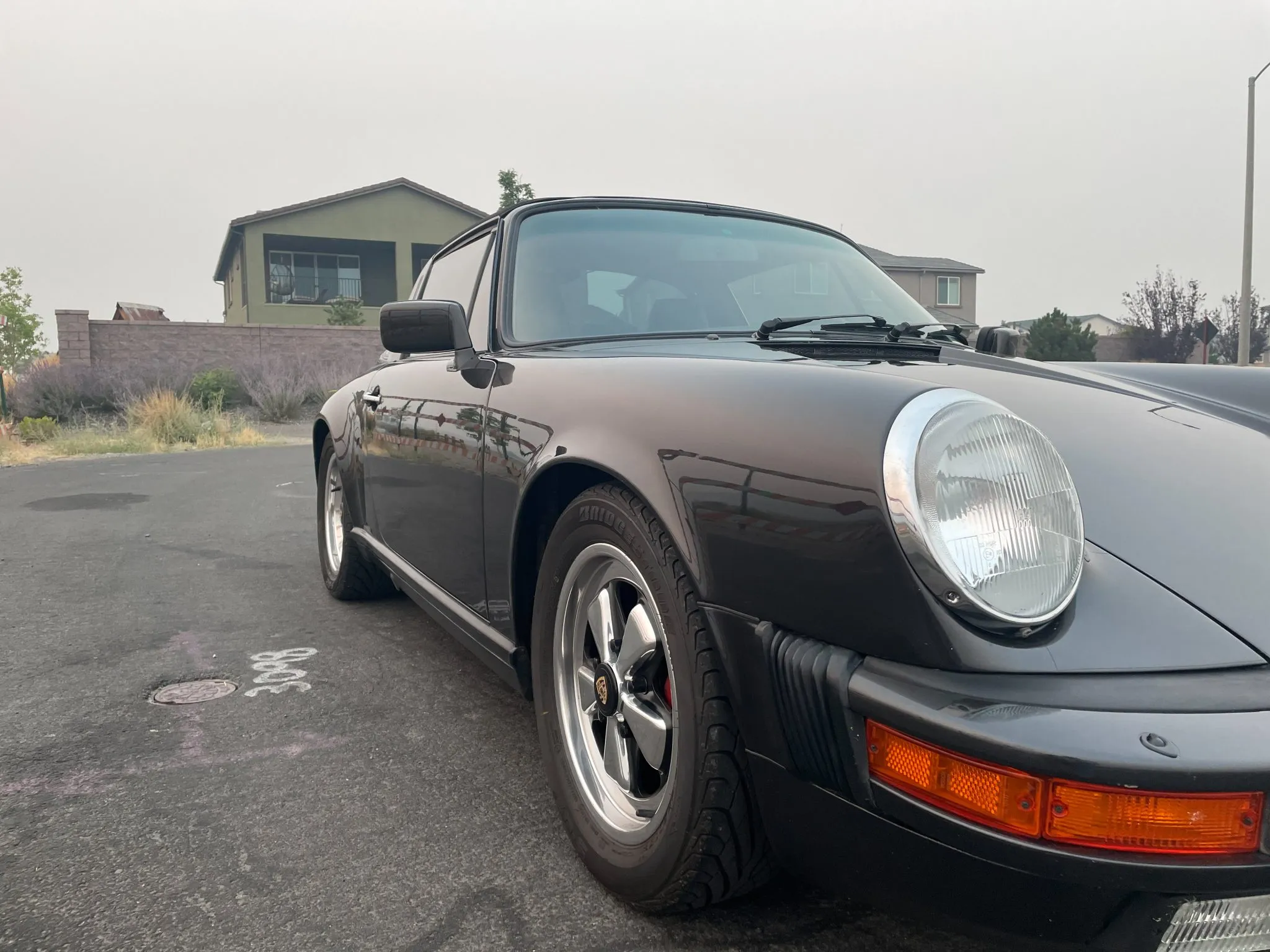 1986 Porsche 911 Carrera Targa in Graphite Metallic