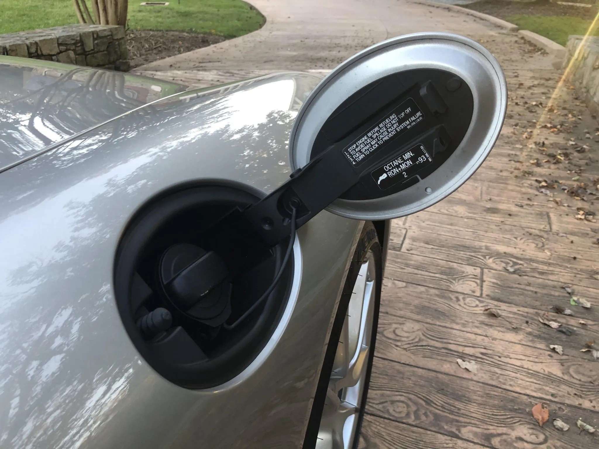 2013 Porsche 911 Carrera S Coupe 7-Speed in Platinum Silver Metallic