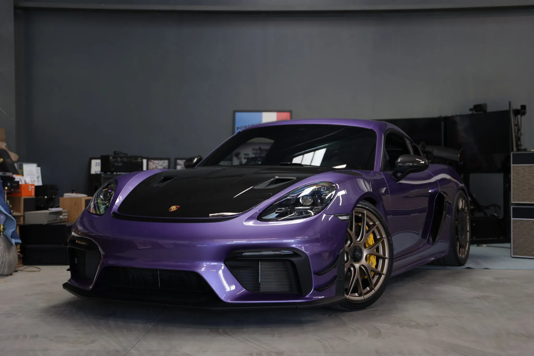 2023 Porsche 718 Cayman GT4 RS In Viola Purple Metallic