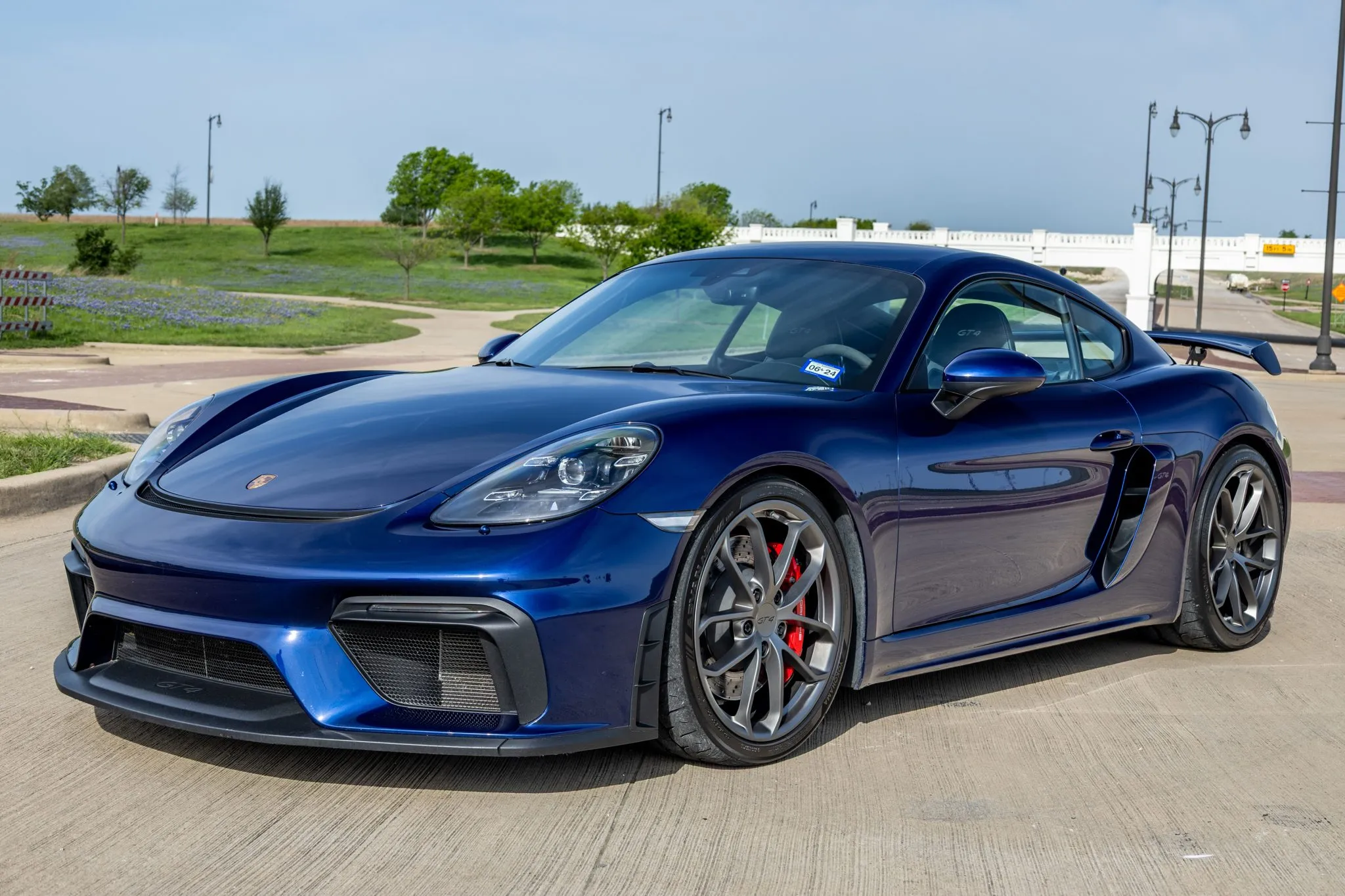 2021 Porsche 718 Cayman GT4 in Gentian Blue Metallic