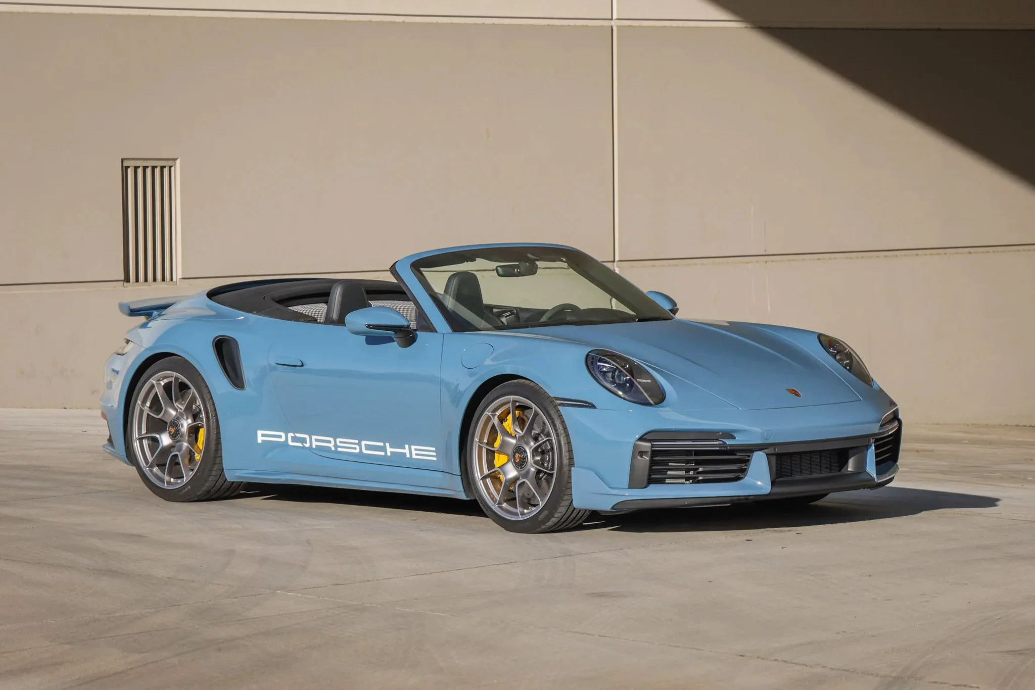 2025 Porsche 911 Turbo S Cabriolet in Nashy Blue