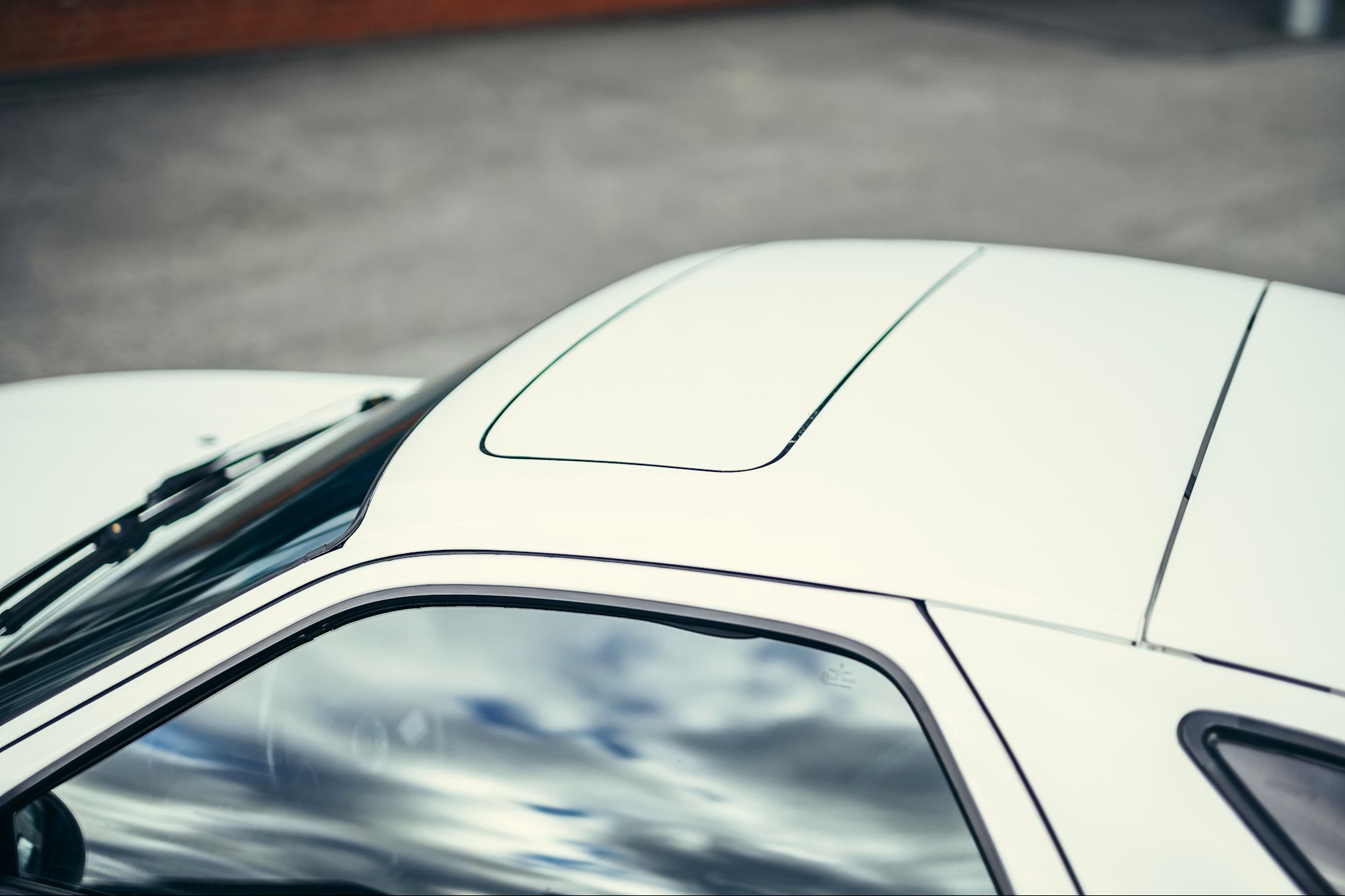1988 Porsche 928 S4 in White