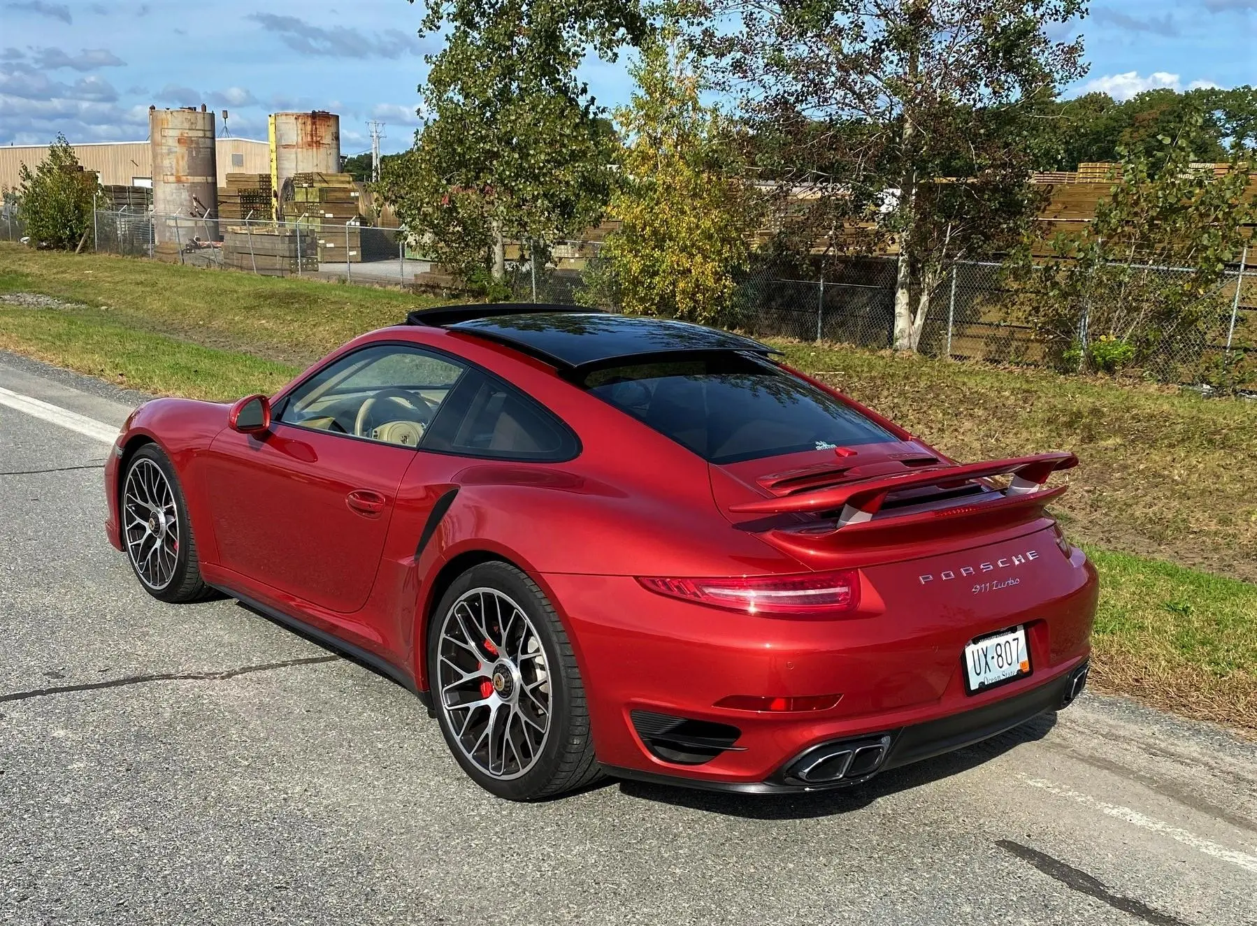2014 Porsche 911 Turbo Coupe in Amaranth Red Metallic
