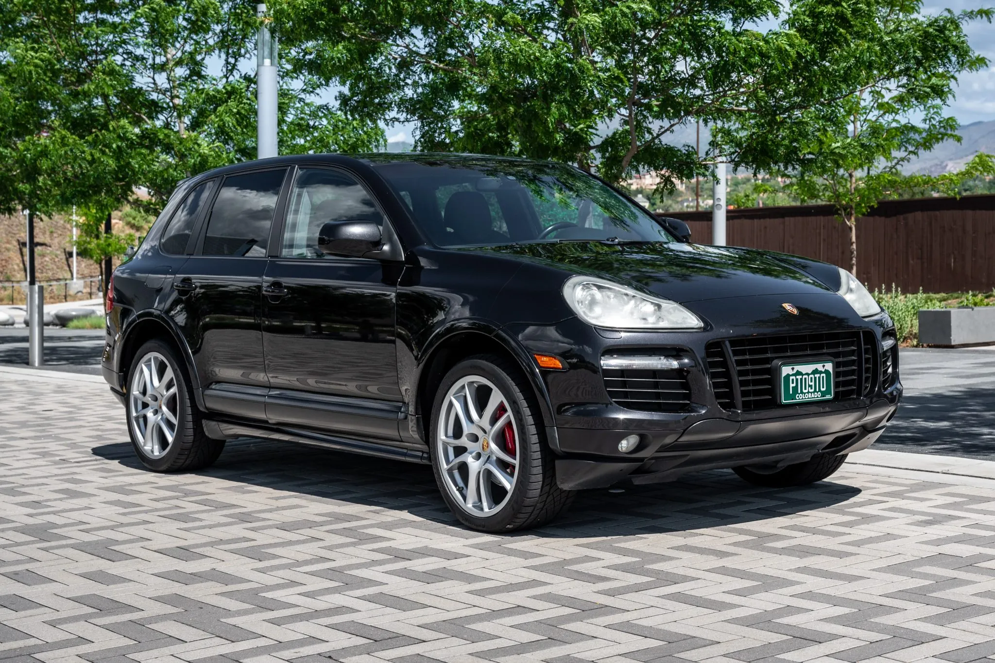 2009 Porsche Cayenne GTS in Basalt Black Metallic