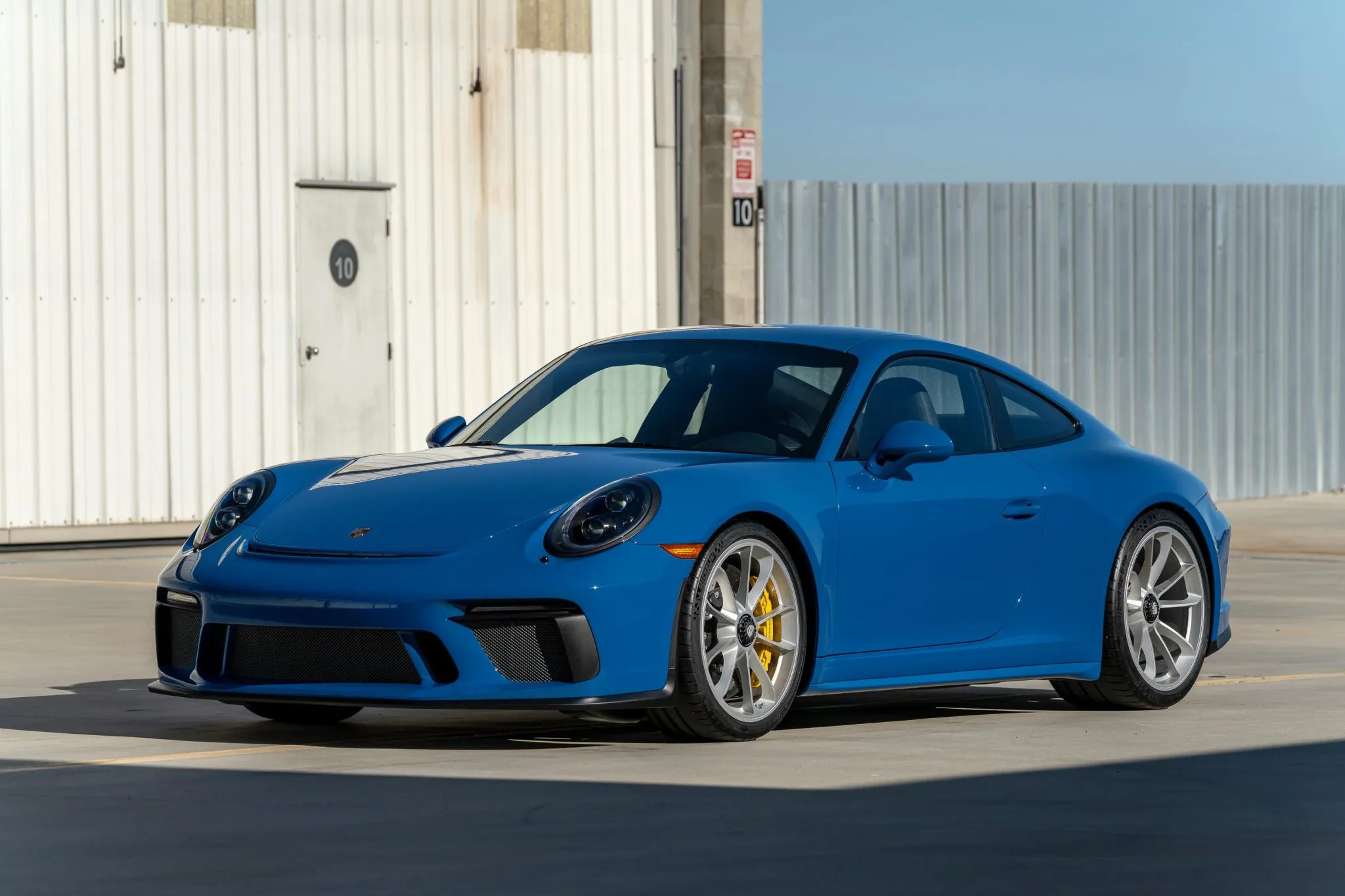 2018 Porsche 911 GT3 Touring in Golf Blue