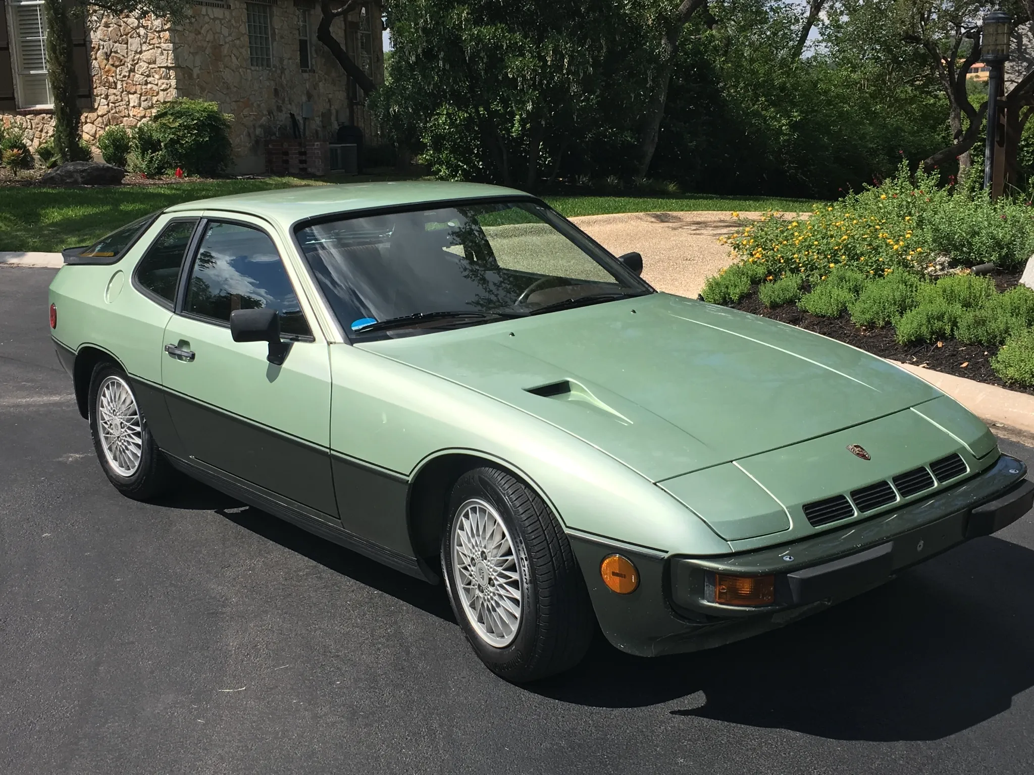 1980 PORSCHE 924 TURBO in Inari Silver