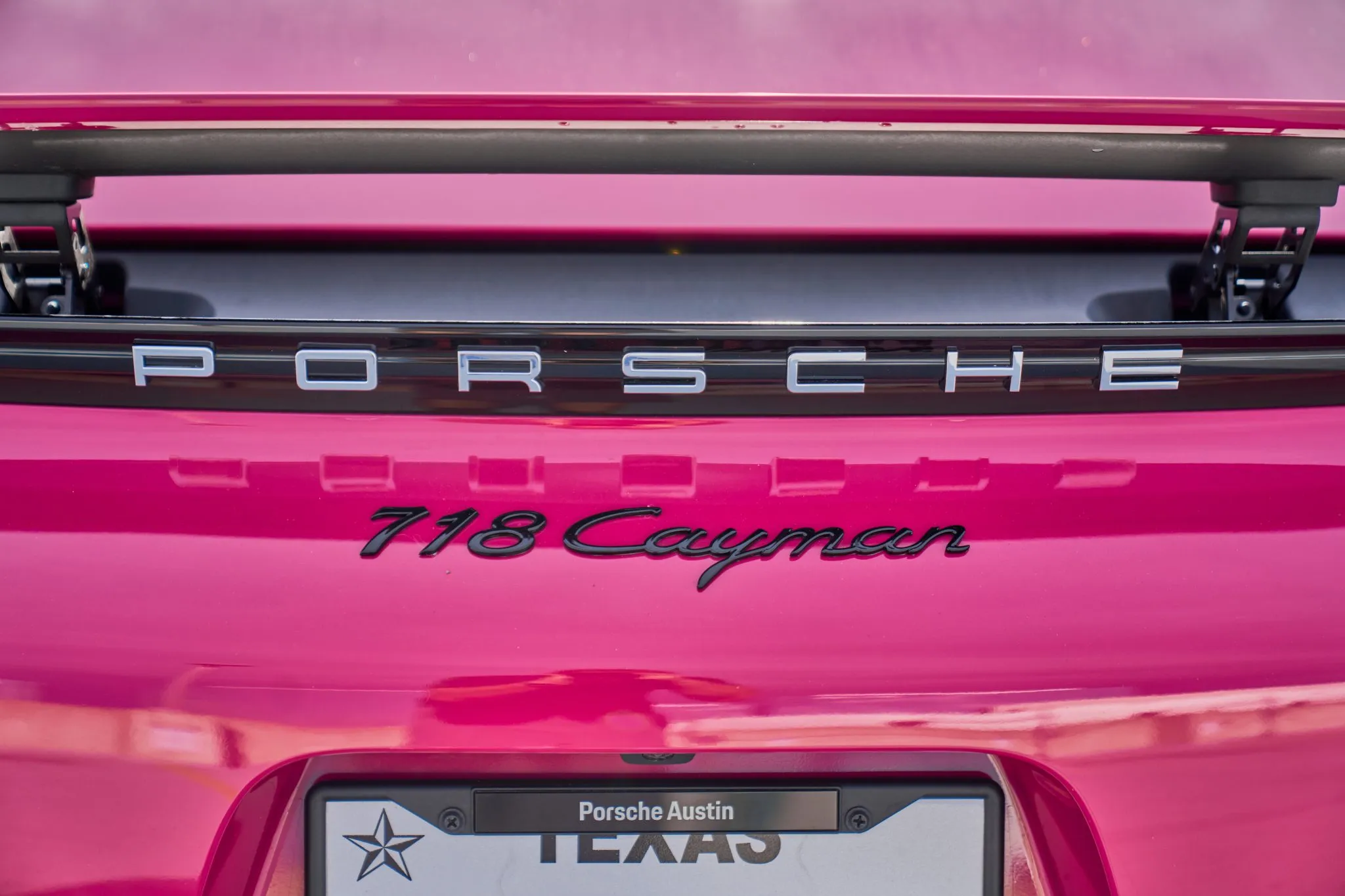 2024 Porsche 718 Cayman Style Edition in Ruby Star Neo