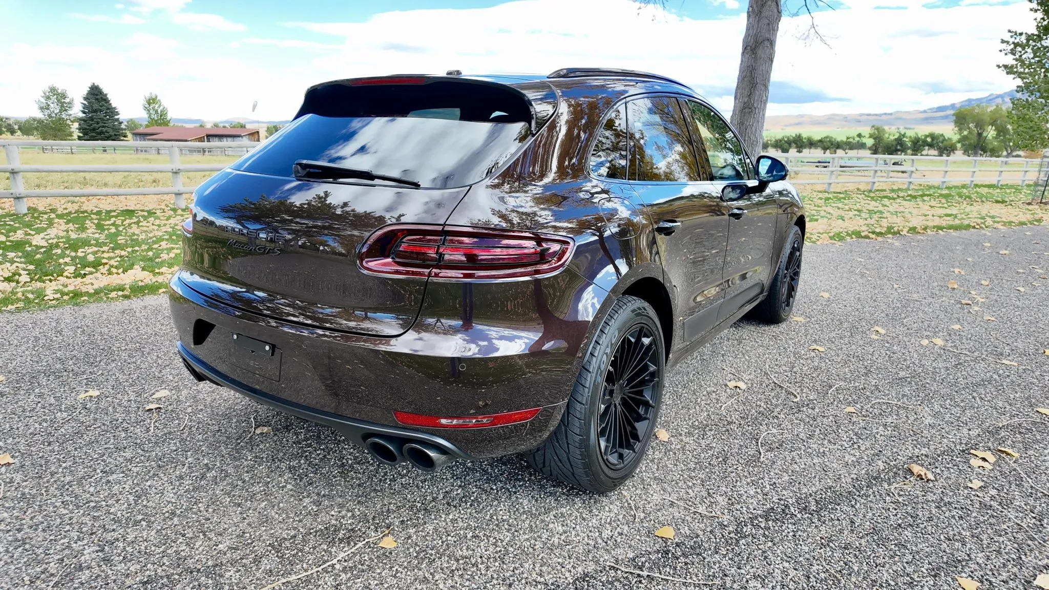 2017 Porsche Macan GTS in Mahogany Metallic