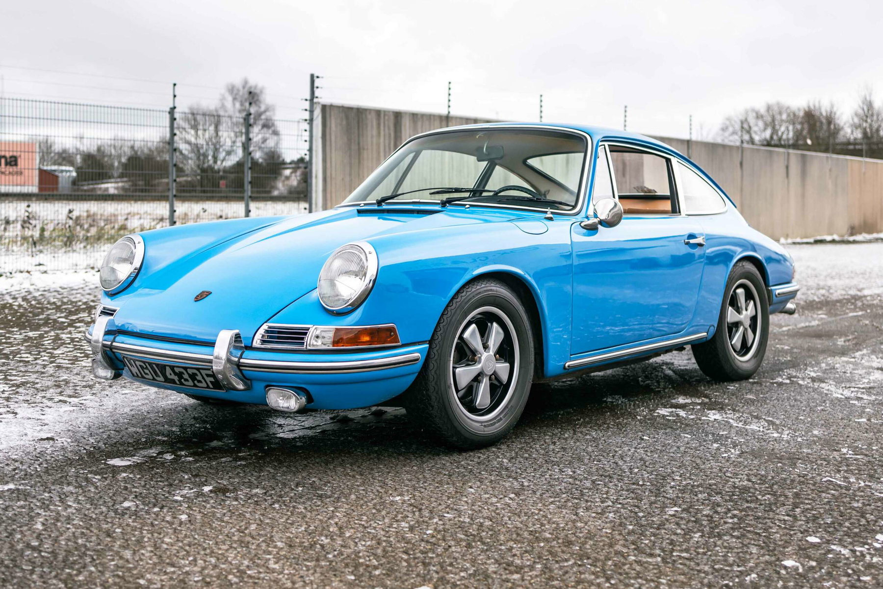 1968 Porsche 911 T in Sky Blue