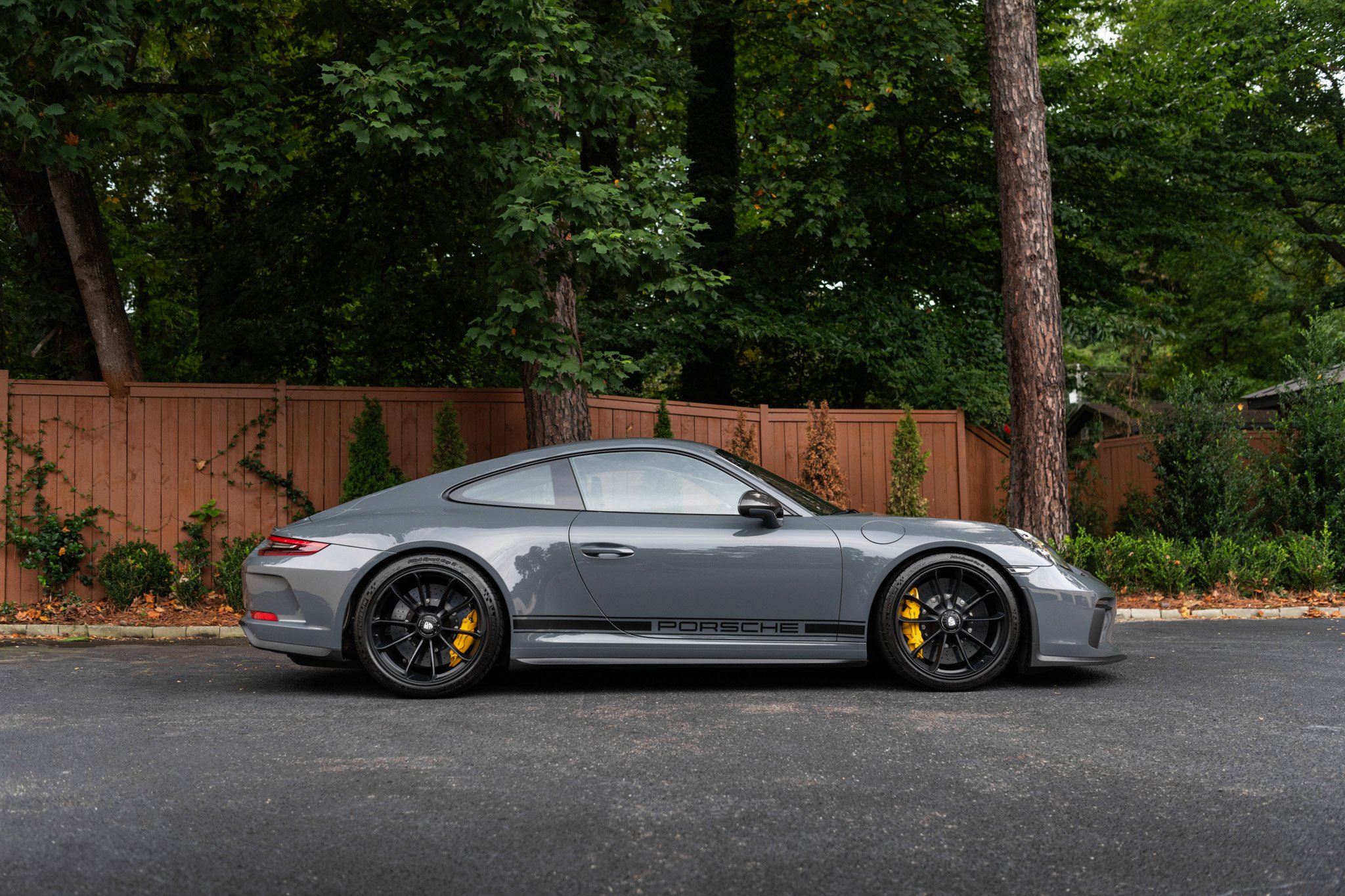 2018 Porsche 911 GT3 Touring in Grigio Telesto