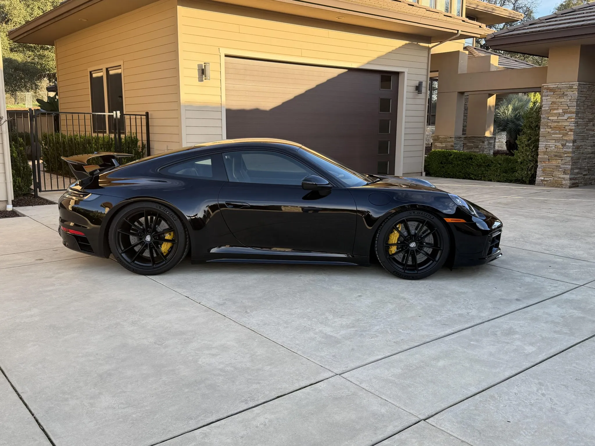 2023 Porsche 911 Carrera Coupe in Jet Black Metallic