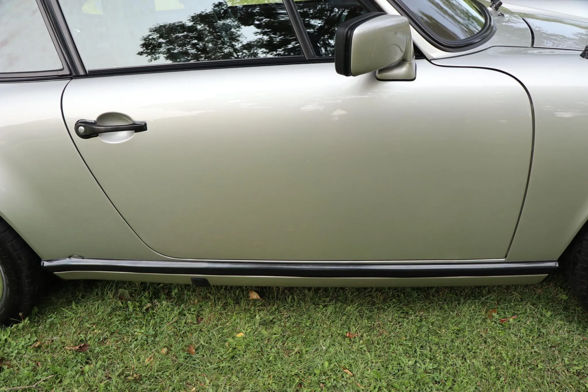 1983 Porsche 911SC Coupe in Pewter Metallic