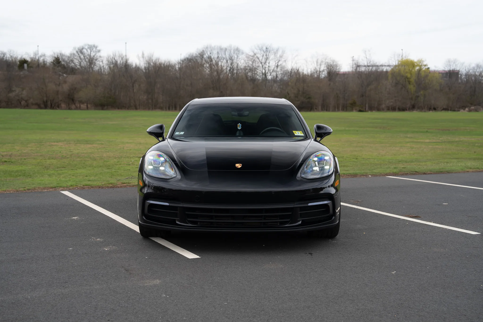 2018 Porsche Panamera 4 Sport Turismo in Black