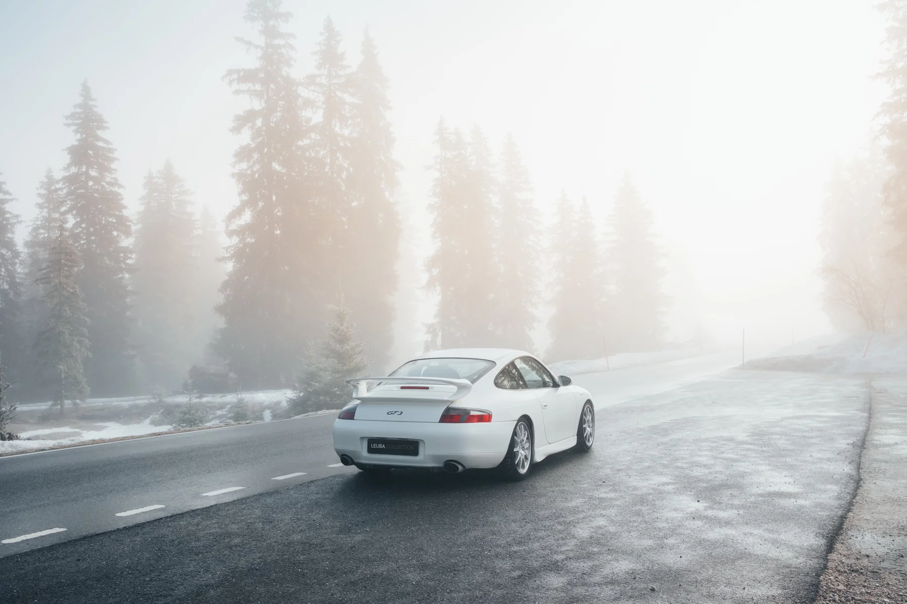 2000 Porsche 911 GT3 Clubsport in Biarritz White
